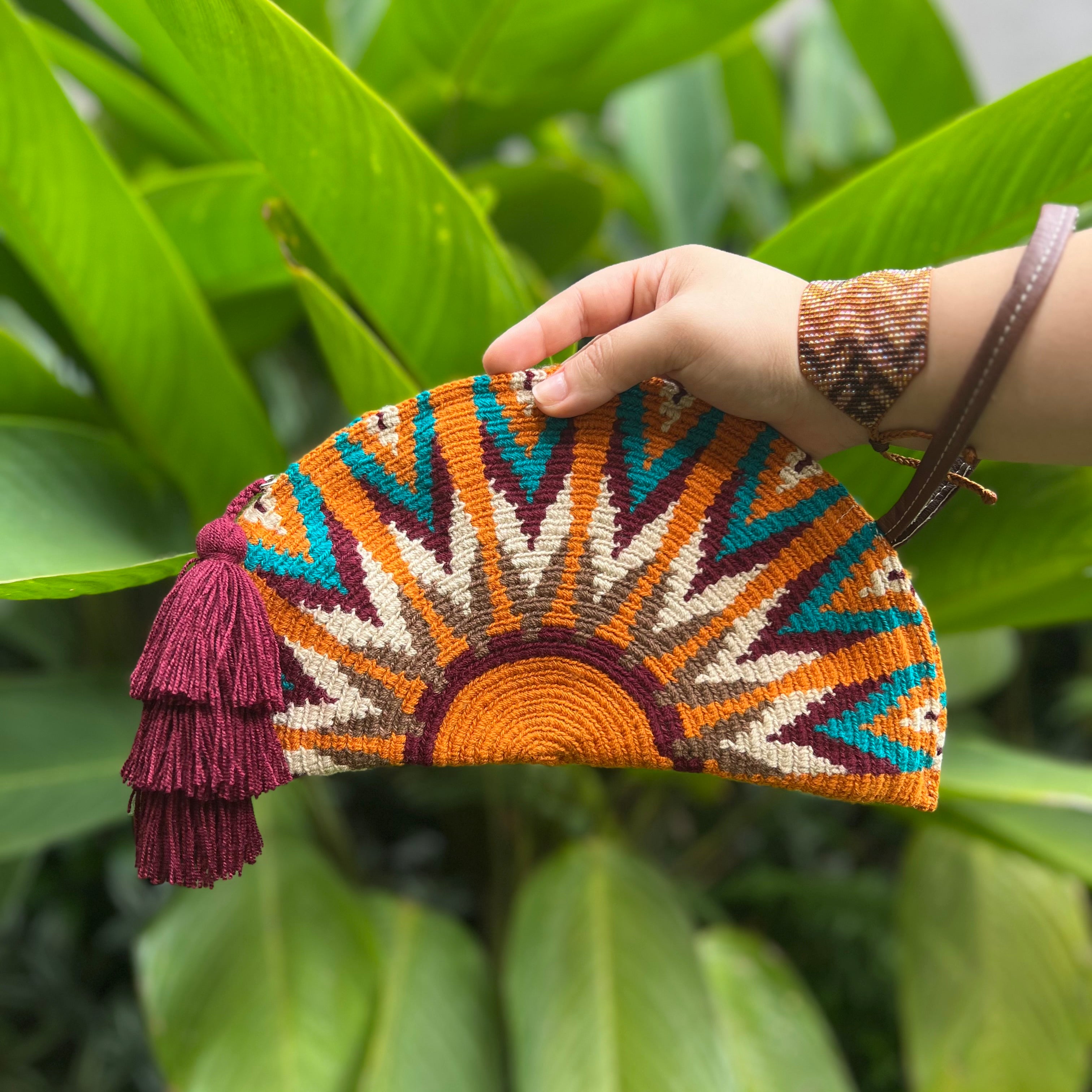 Large Empanada ✻ Wayuu Clutch