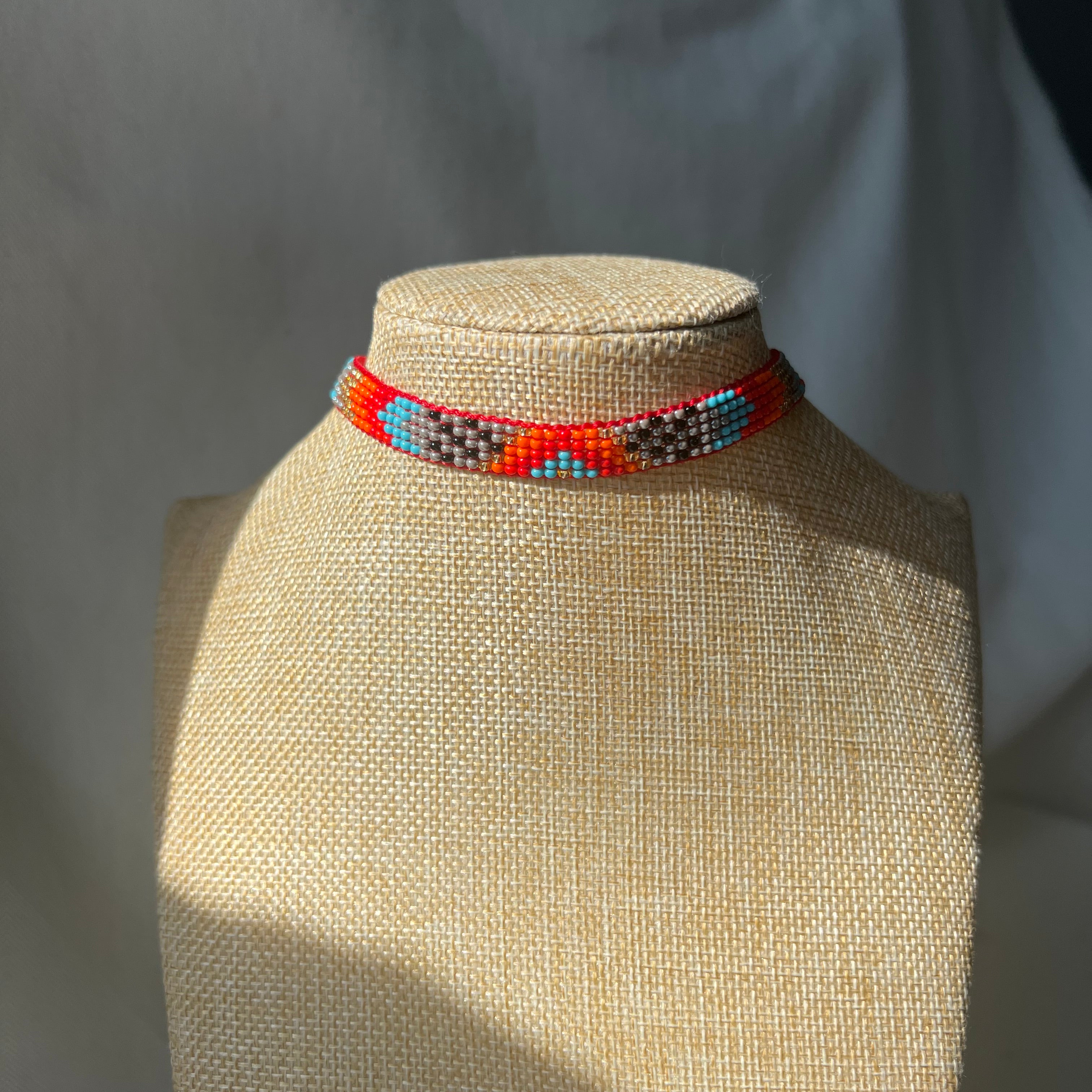 Arco ✻ Inga Choker Style Necklace
