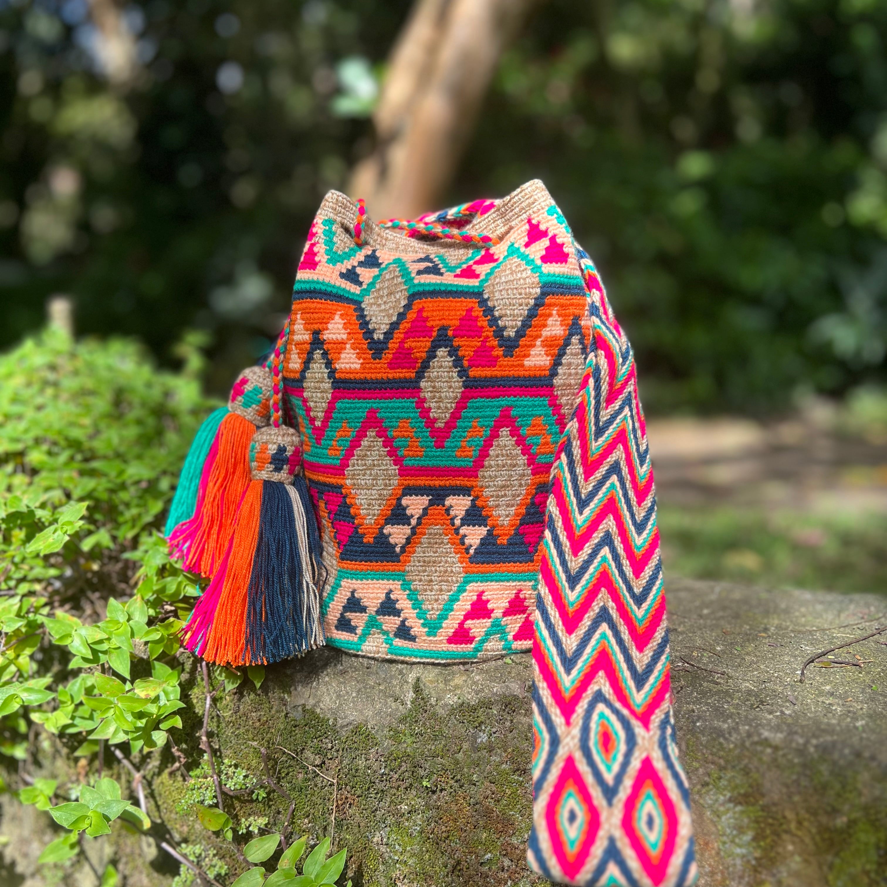 Mixta ✻ Large Wayuu Mochila