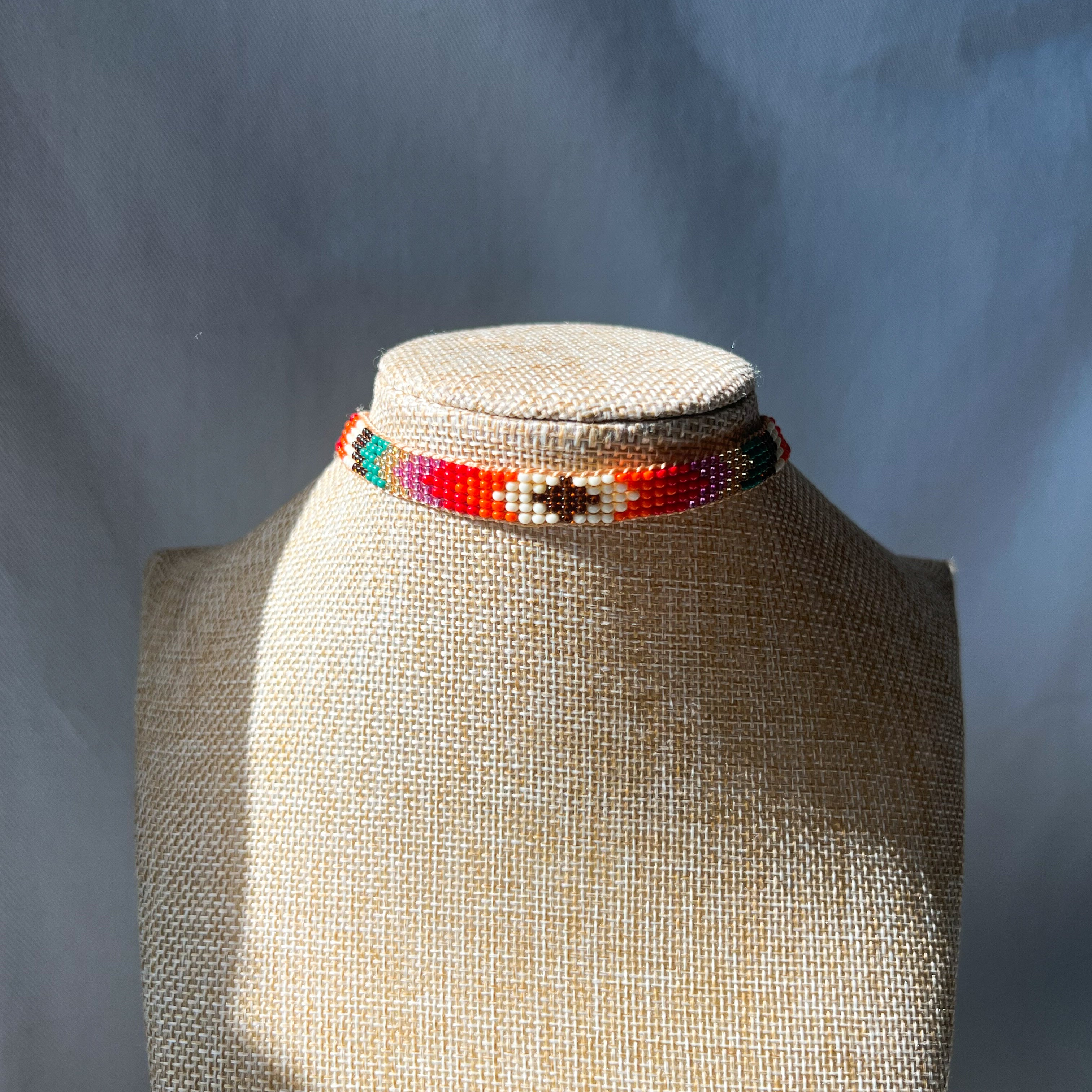 Arco ✻ Inga Choker Style Necklace