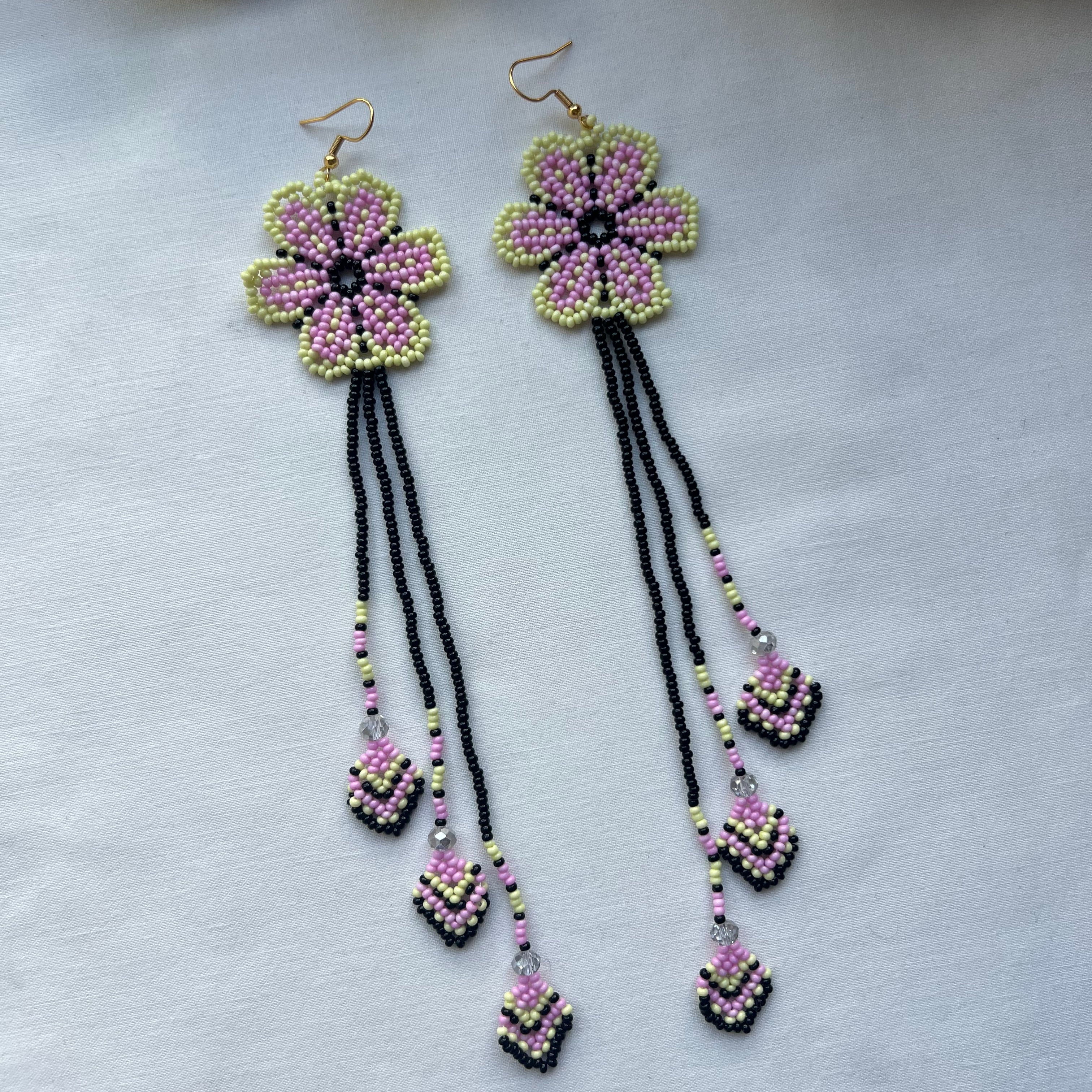 Arrow Bloom ✻ Embera Beaded Earrings