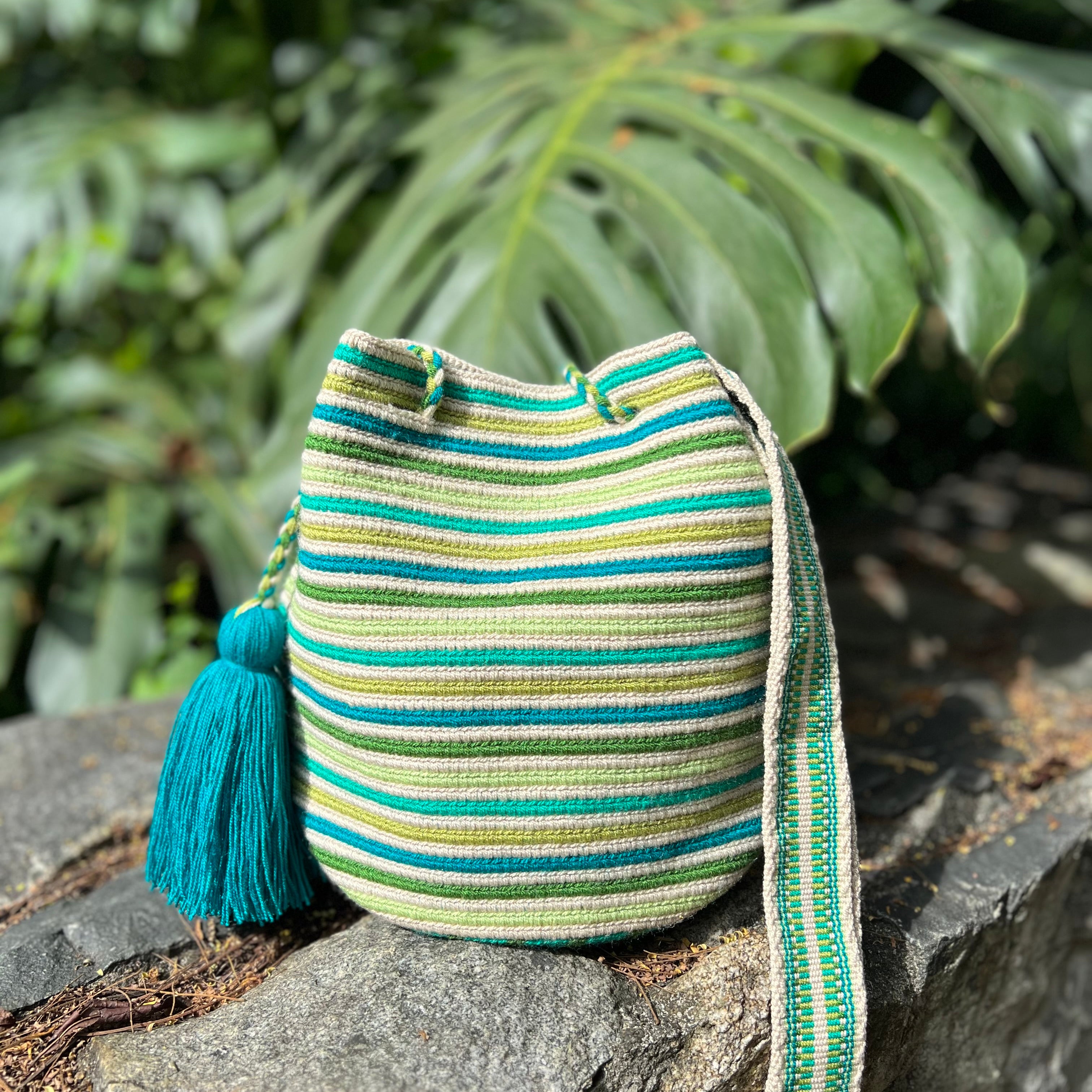 Striped ✻ Medium Wayuu Mochila