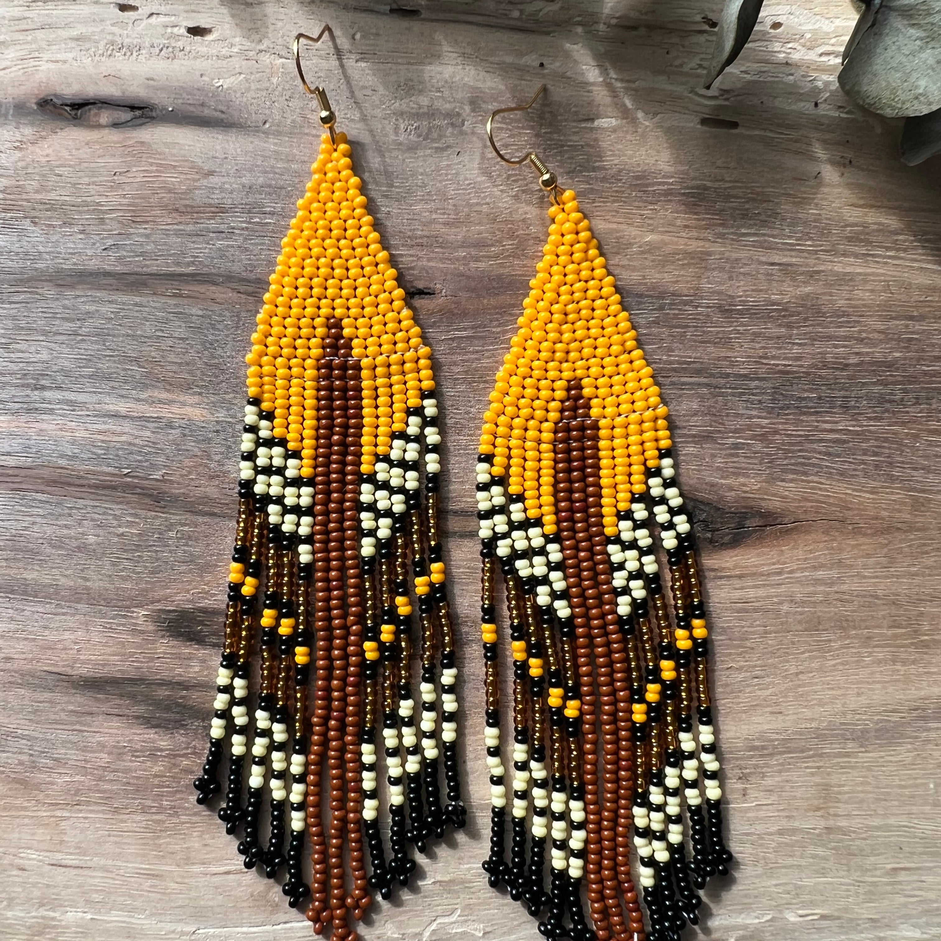 Divina ✻ Misak Beaded Earrings