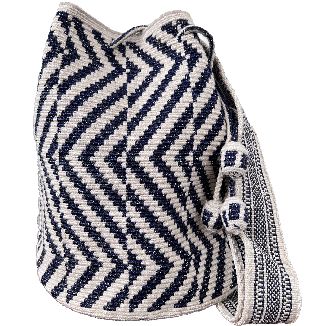 1 THREAD Pearly ✻ Large Wayuu Mochila