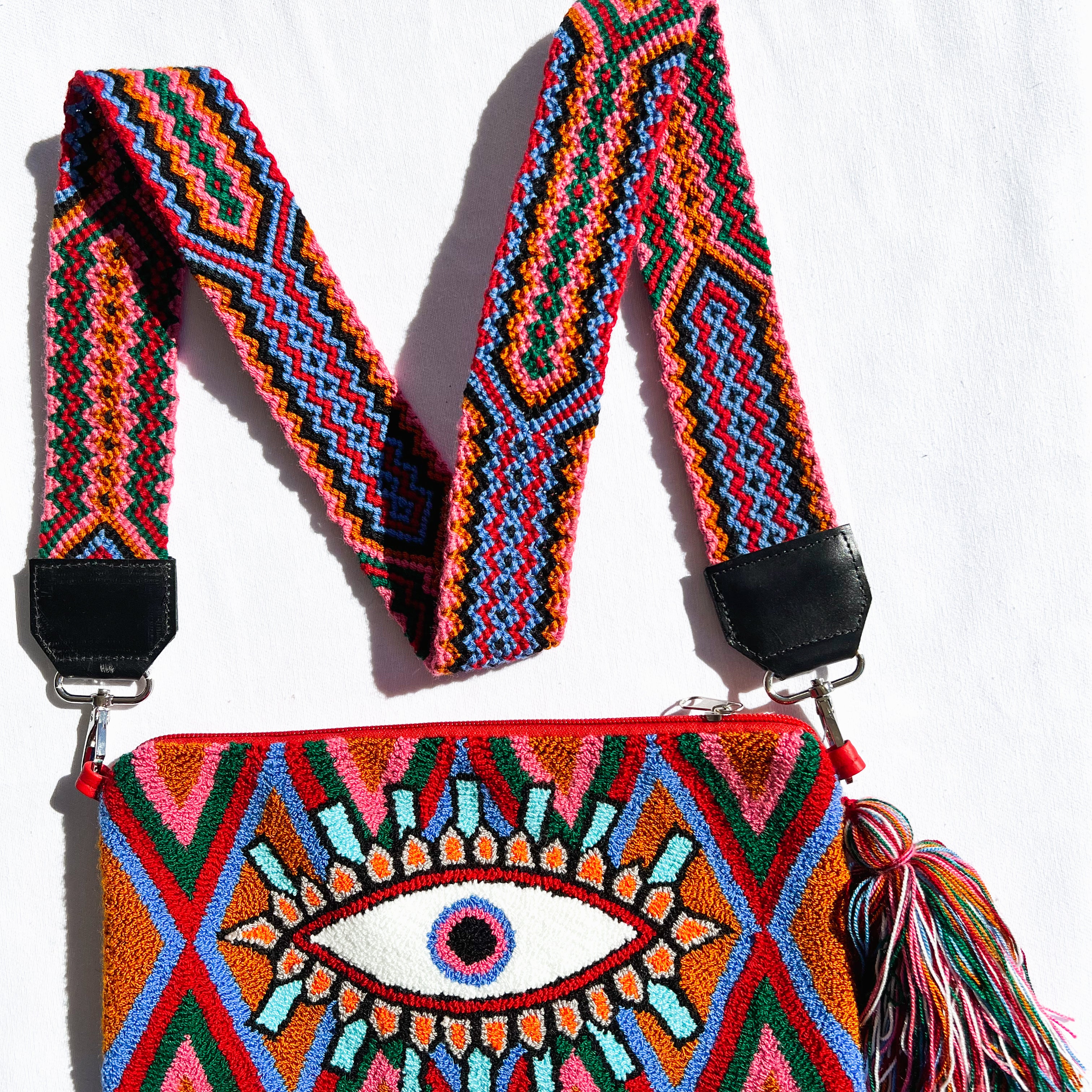 Ojos ✻ Large Wayuu Clutch with Strap