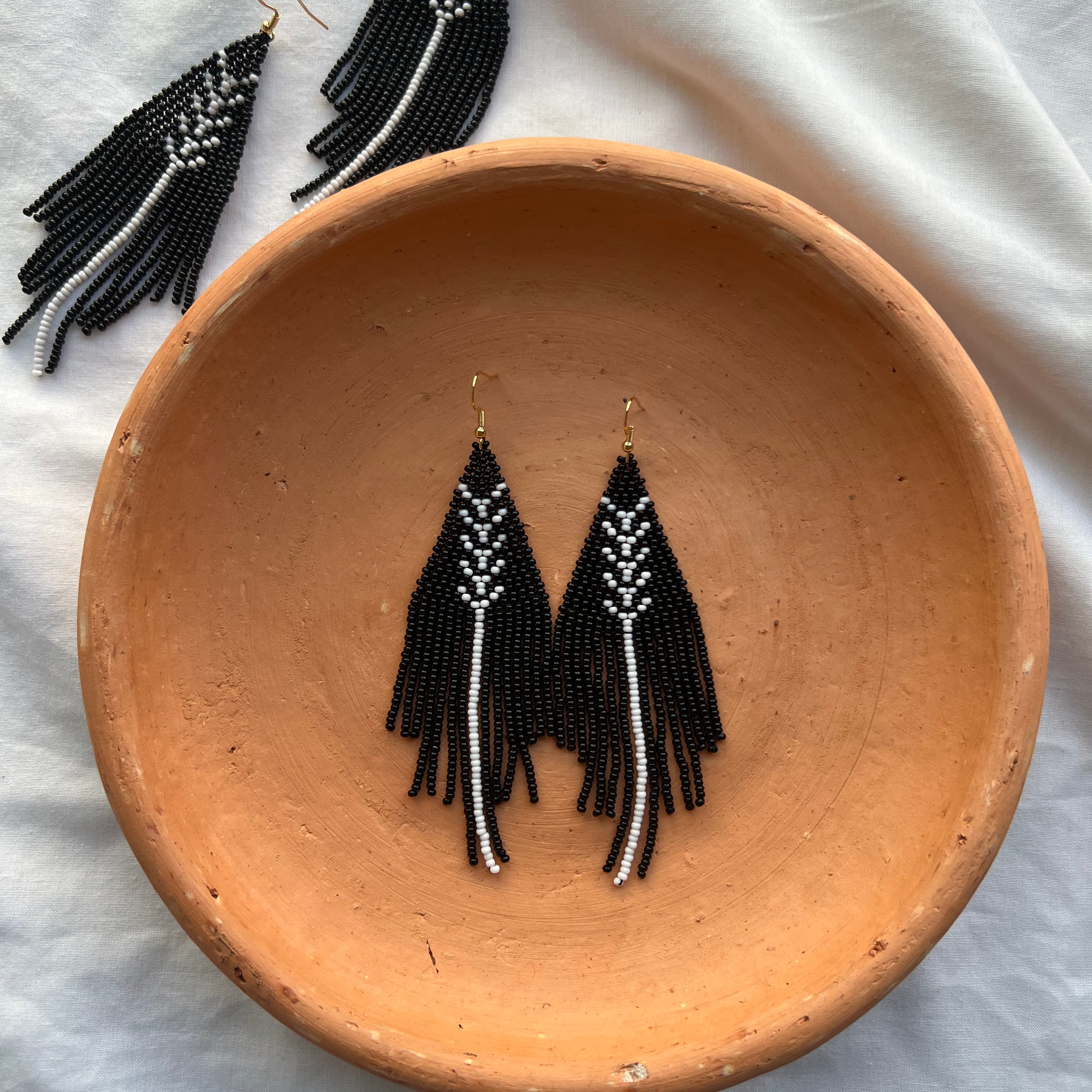 Flechas (Black) ✻ Misak Beaded Earrings