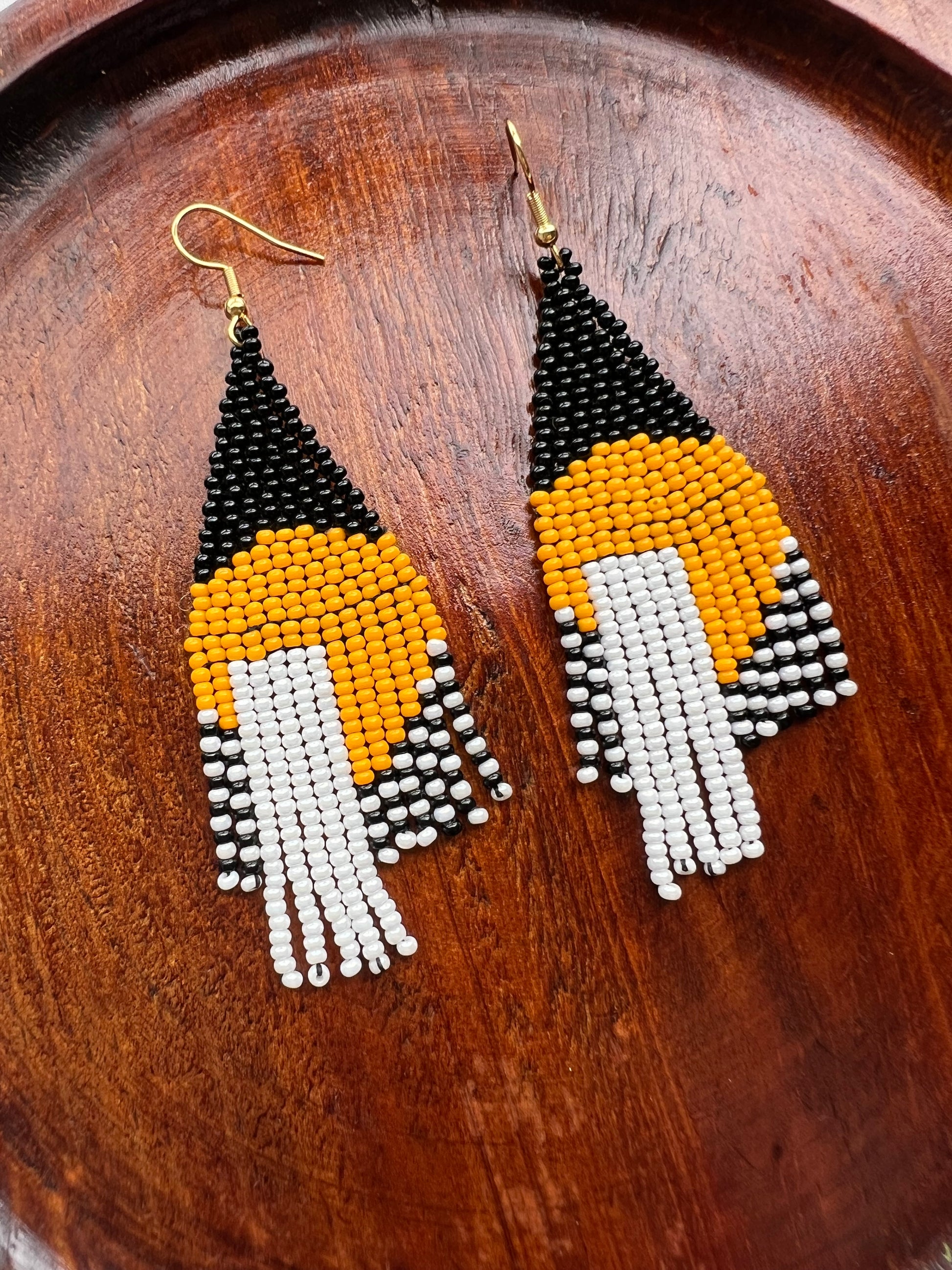 Retro ✻ Misak Beaded Earrings