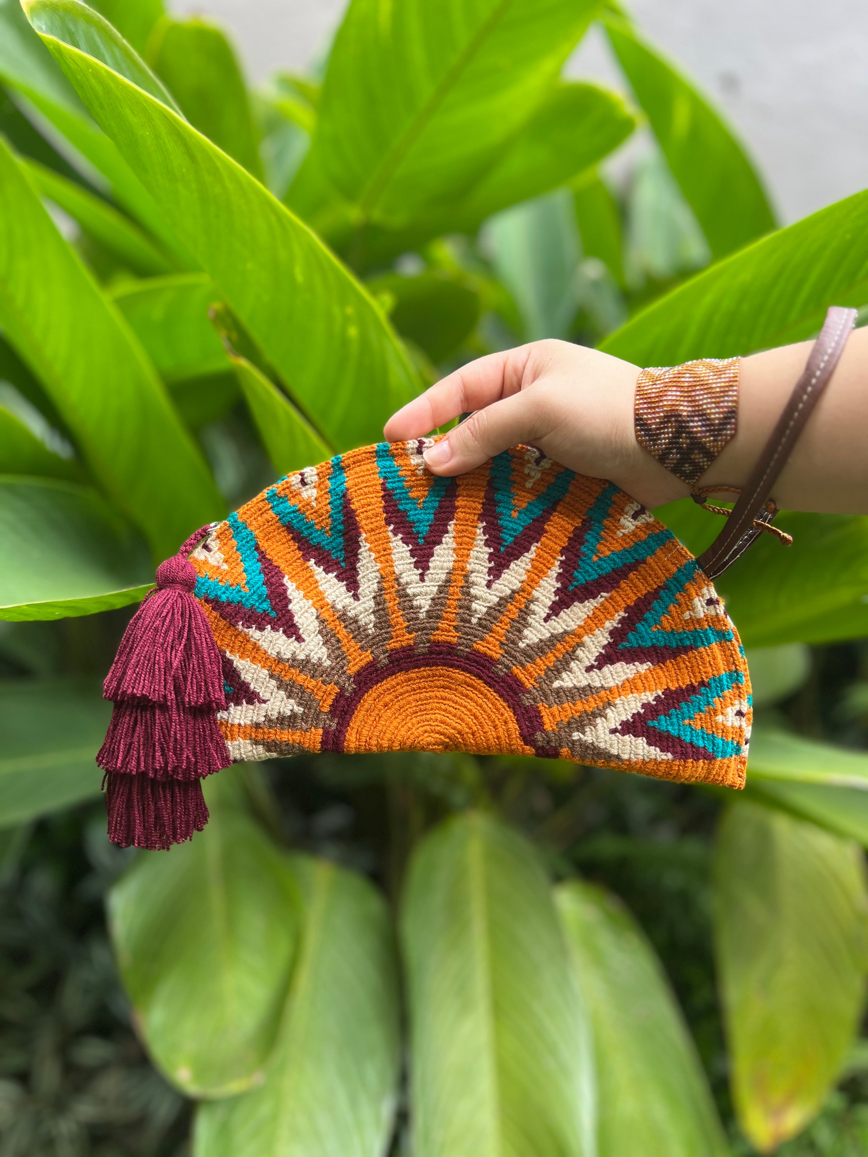Large Empanada ✻ Wayuu Clutch