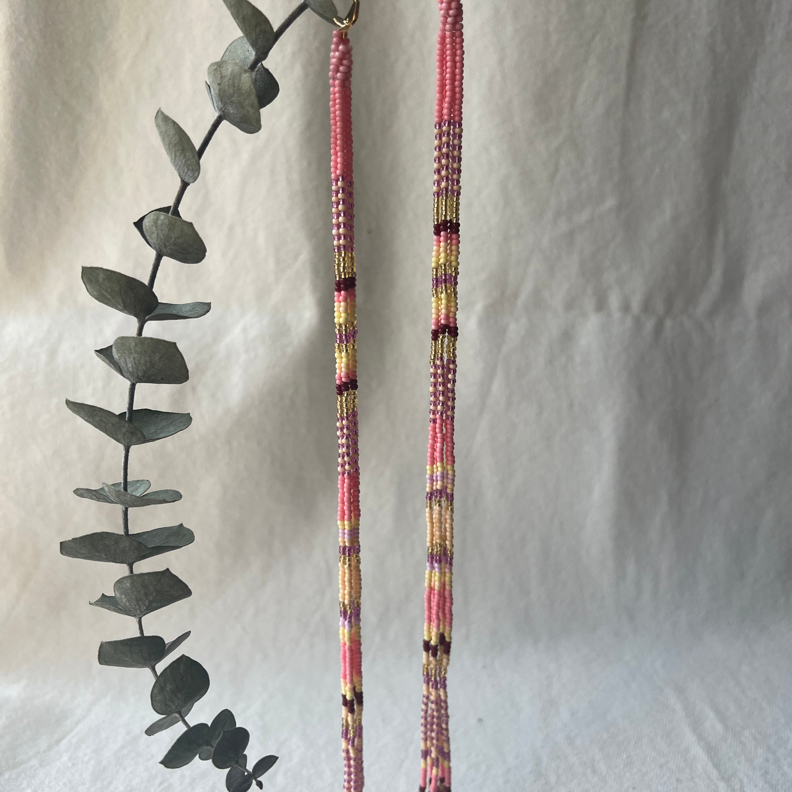 Cascadas Coloridas ✻ Embera Beaded Earrings