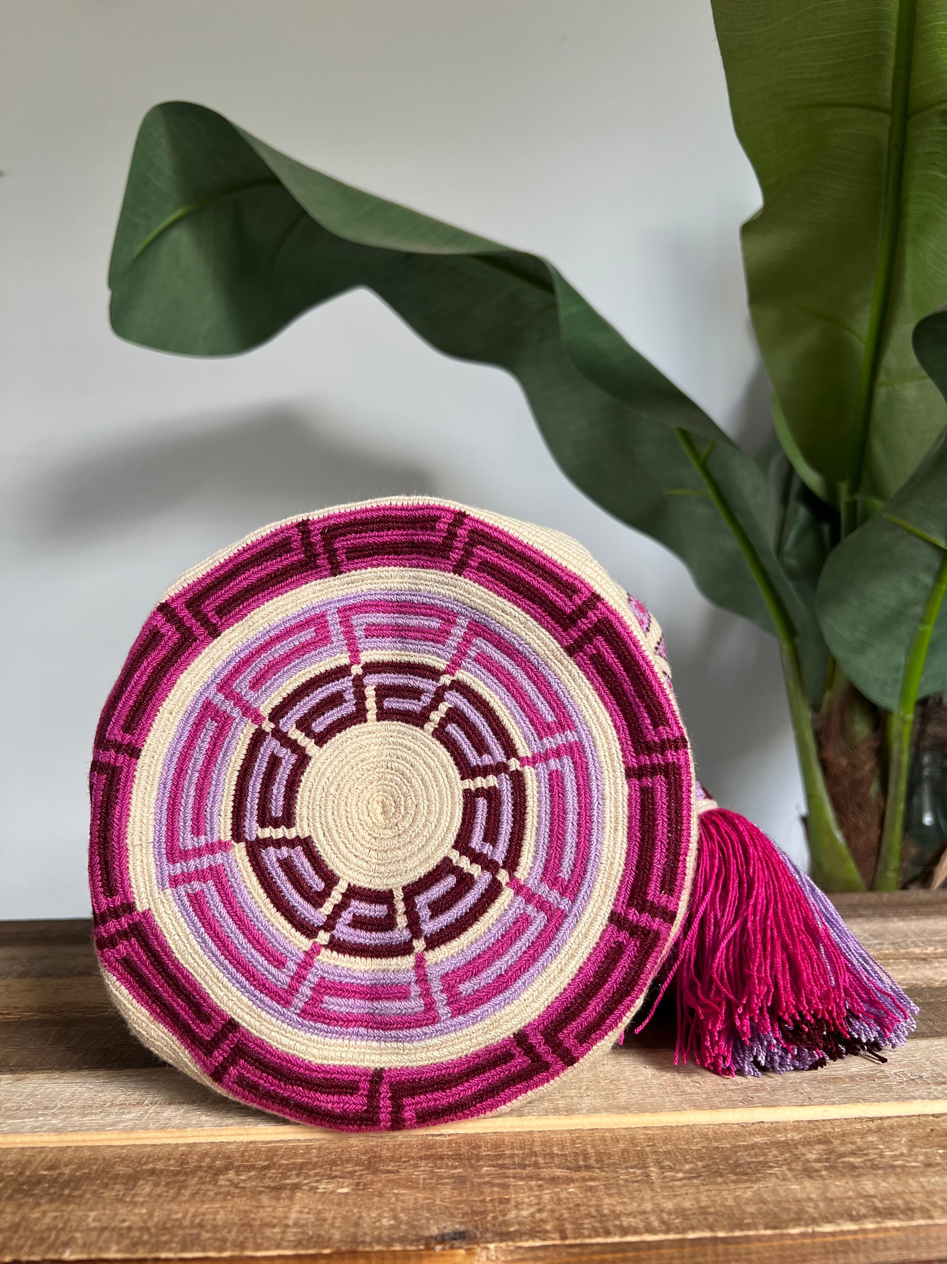 1 THREAD  ✻ Medium Wayuu Mochila