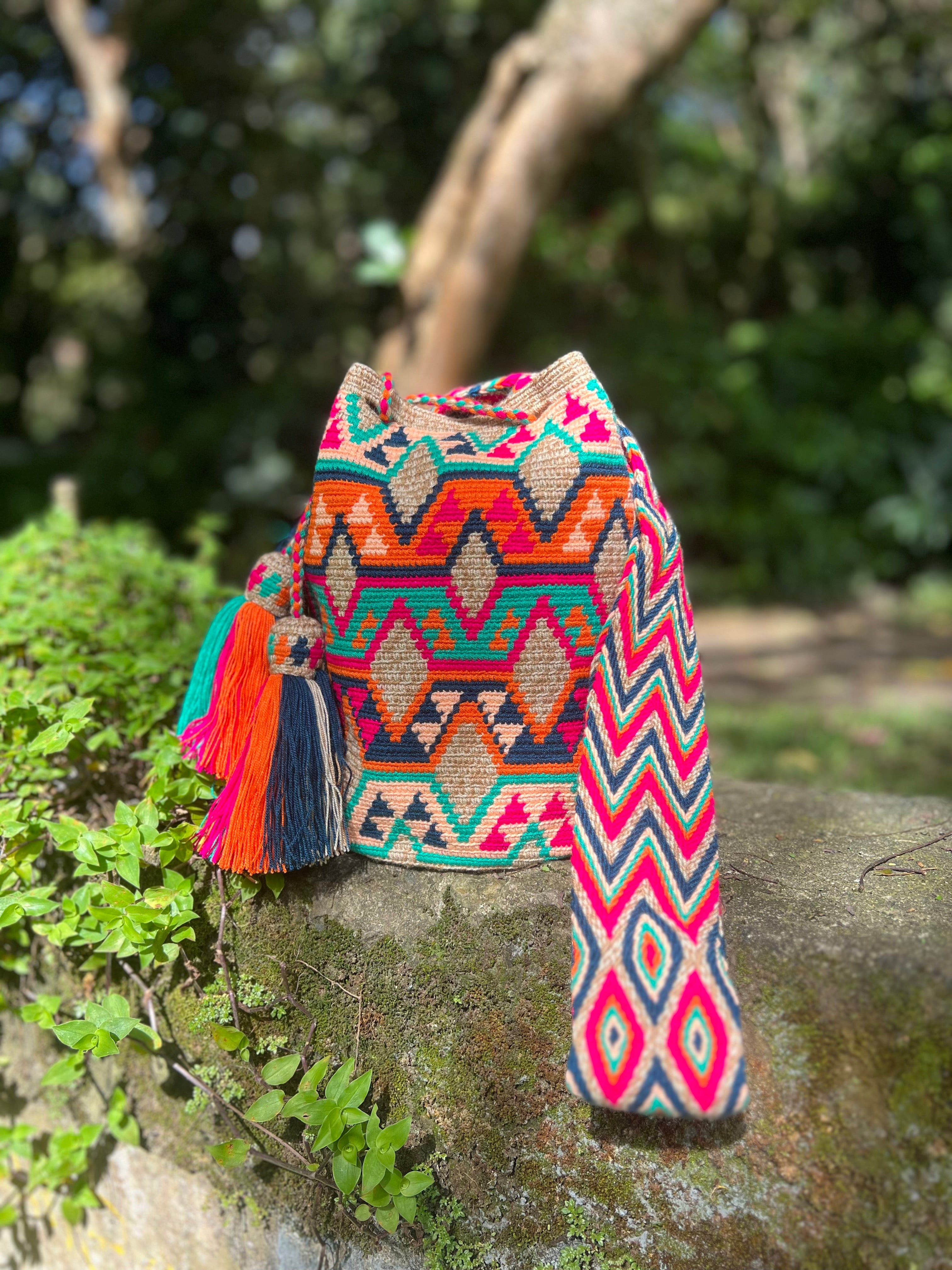 Mixta ✻ Large Wayuu Mochila