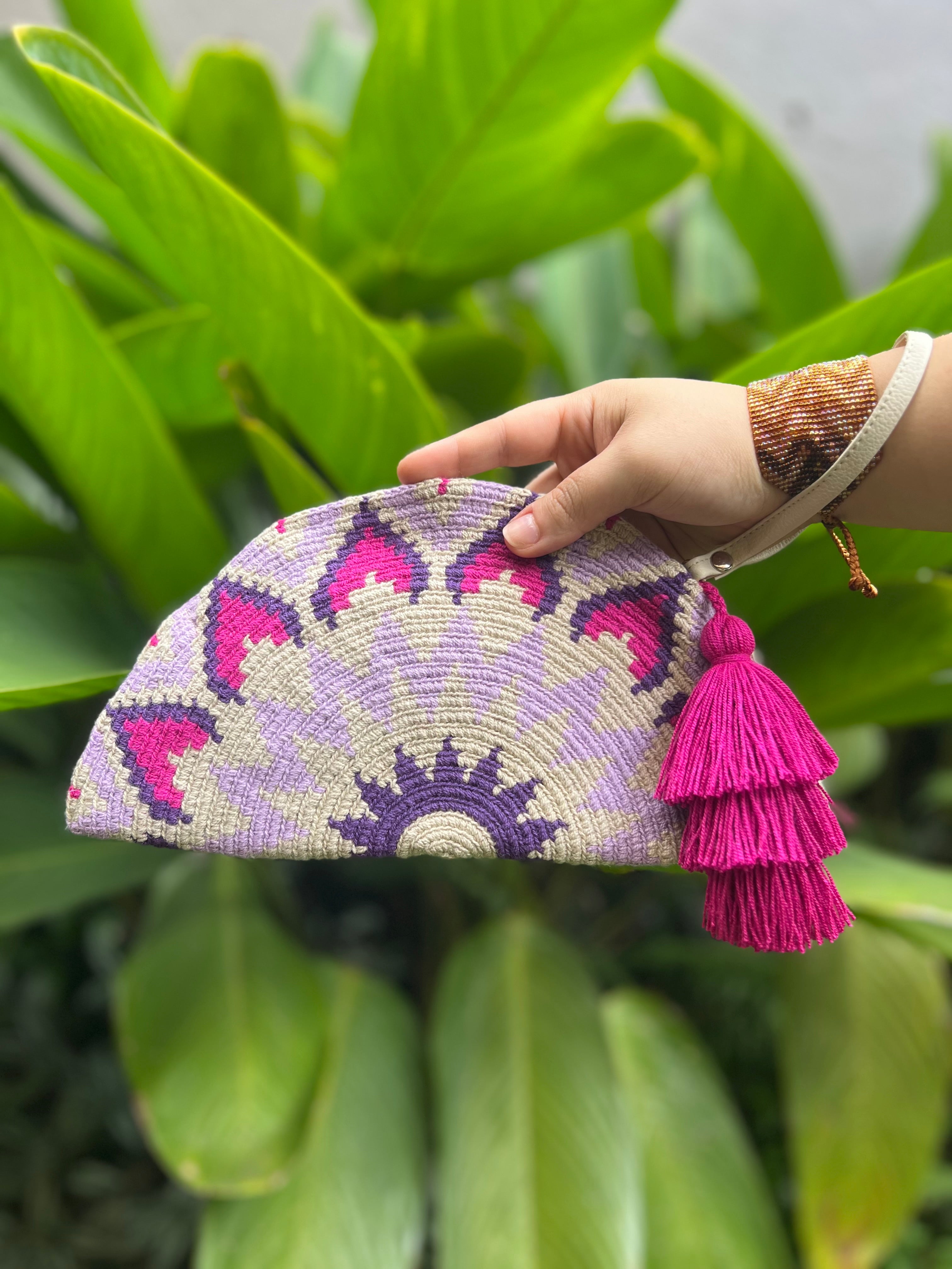 Large Empanada ✻ Wayuu Clutch