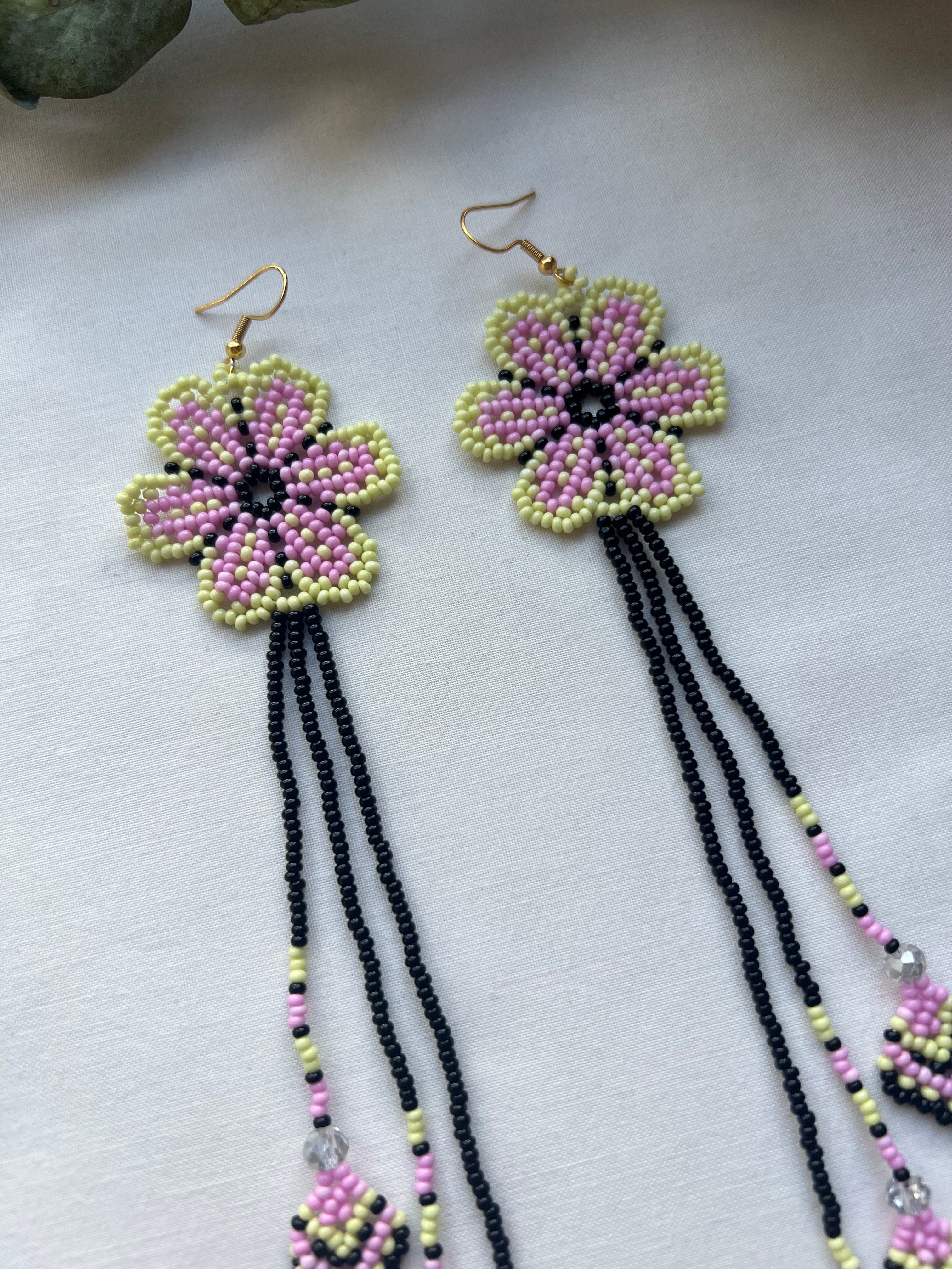 Arrow Bloom ✻ Embera Beaded Earrings