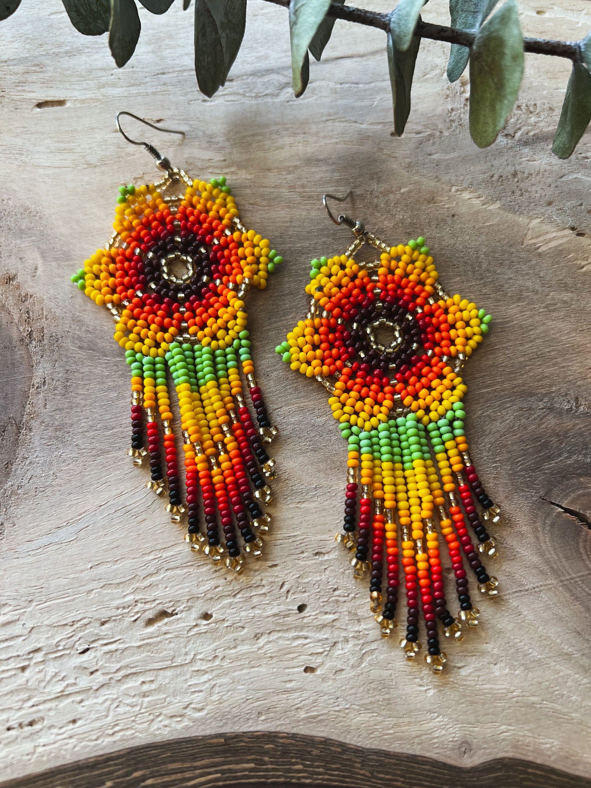 Flore ✻ Embera Beaded Earrings