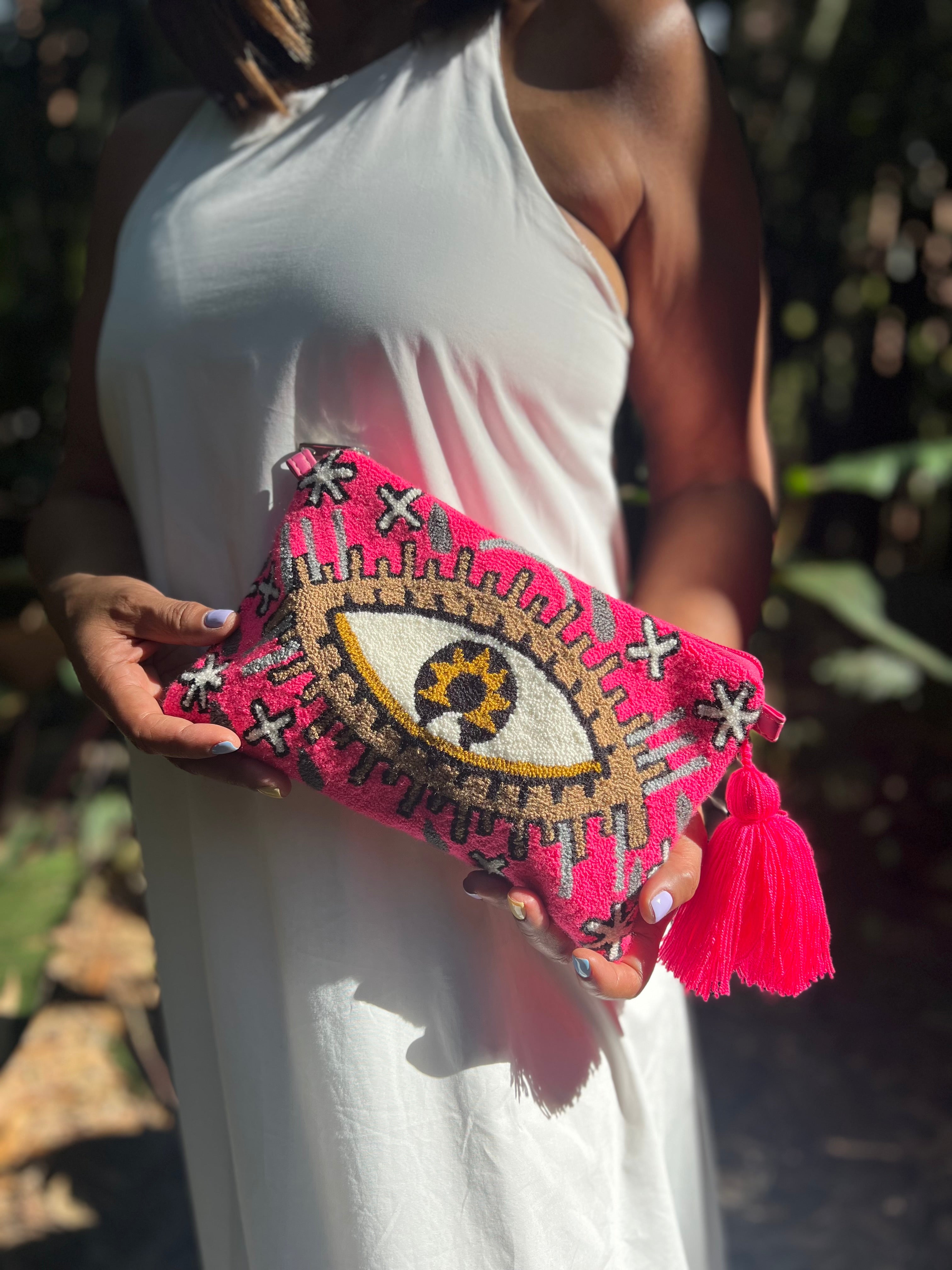 Ojos Tapizado ✻ Large Wayuu Clutch with Strap