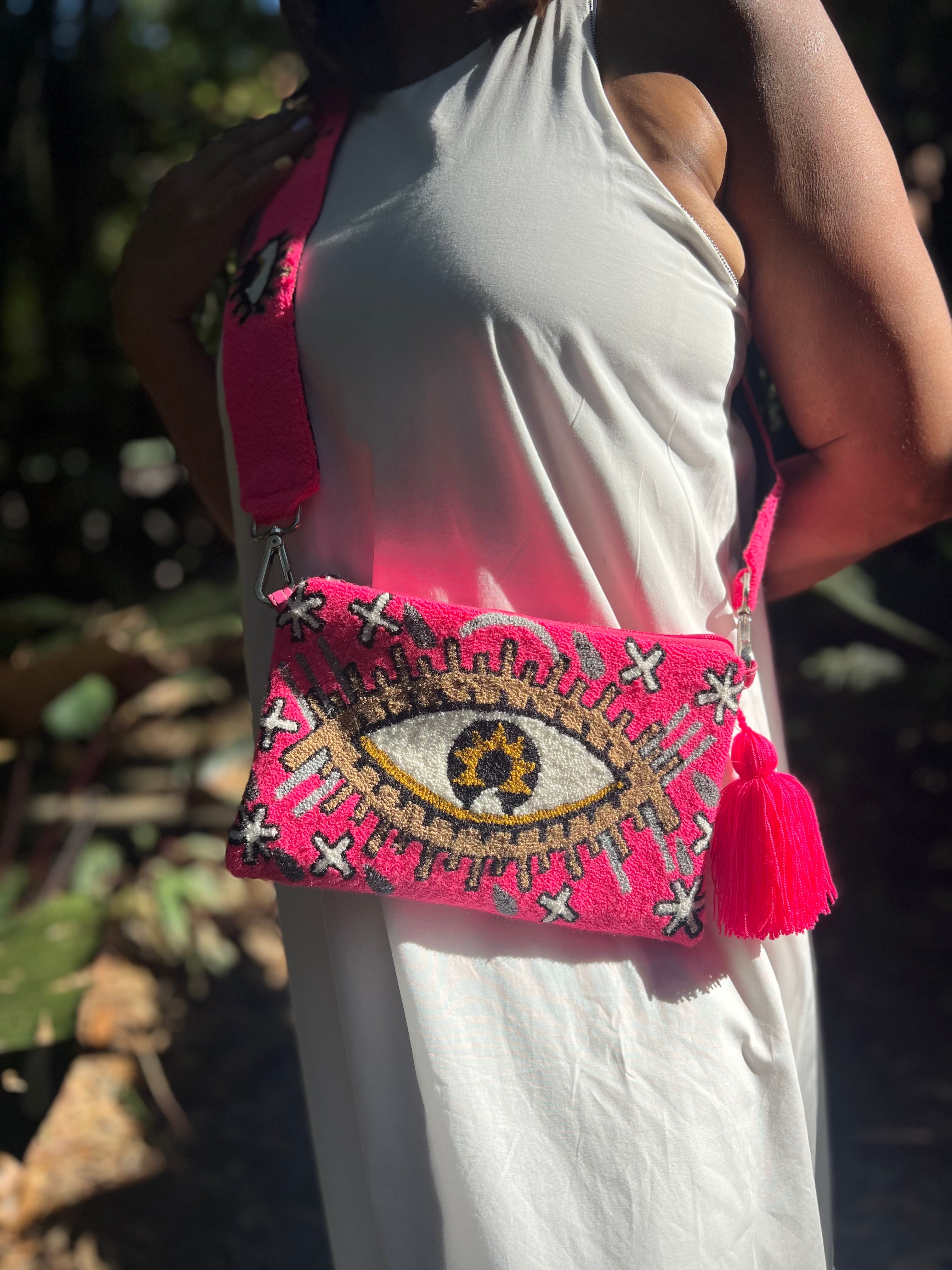 Ojos Tapizado ✻ Large Wayuu Clutch with Strap