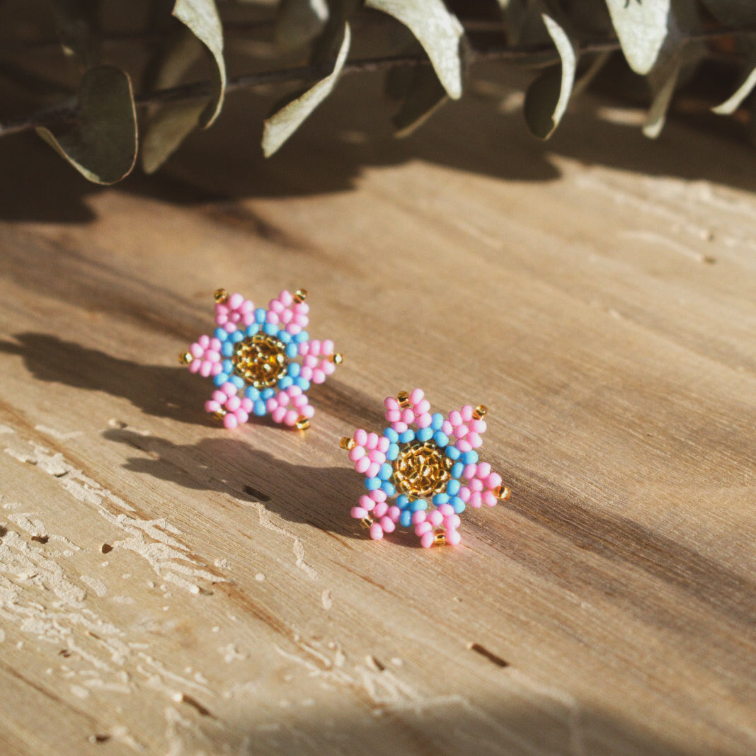 Flor Studs ✻ Embera Beaded Earrings