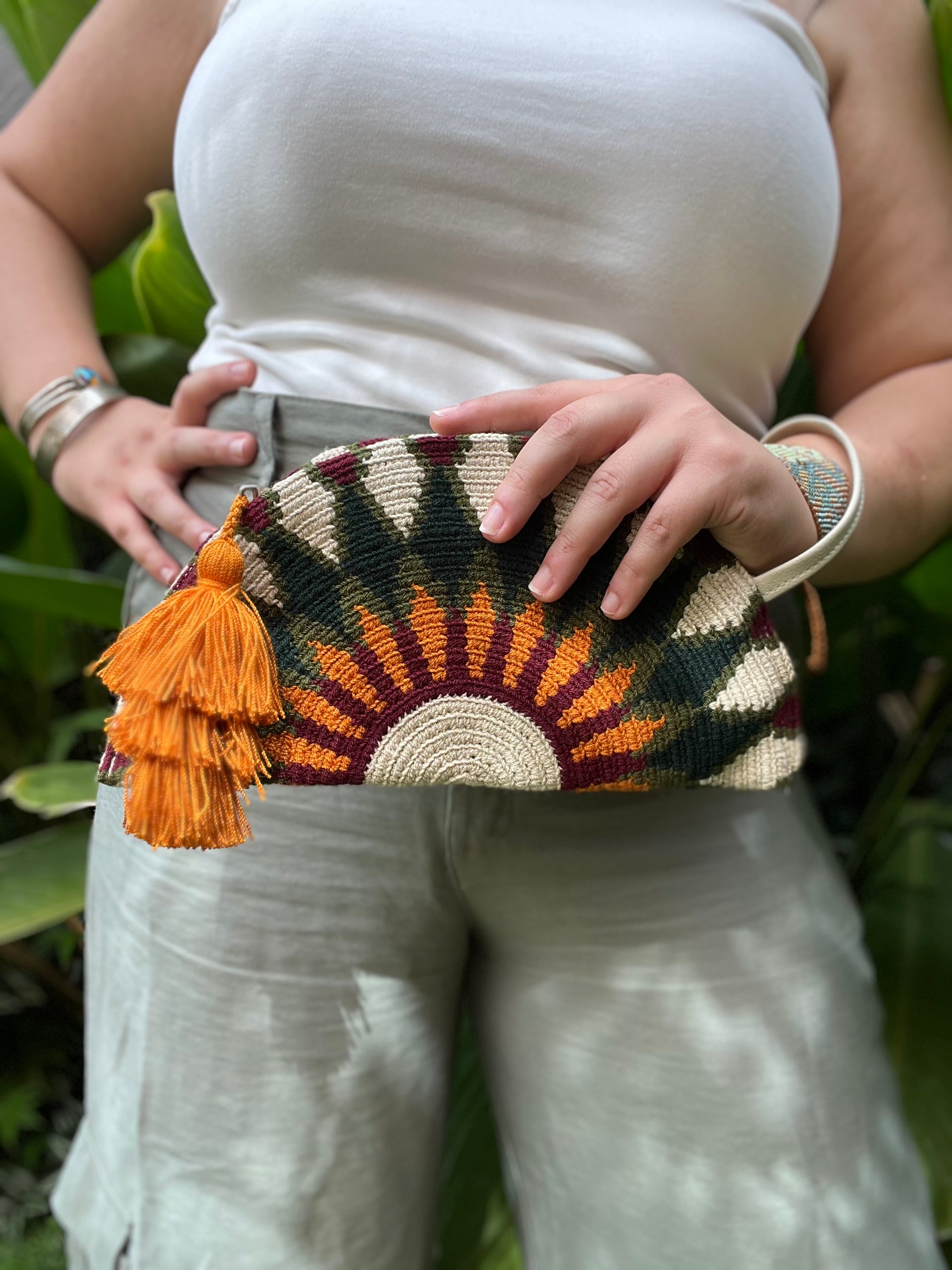 Large Empanada ✻ Wayuu Clutch