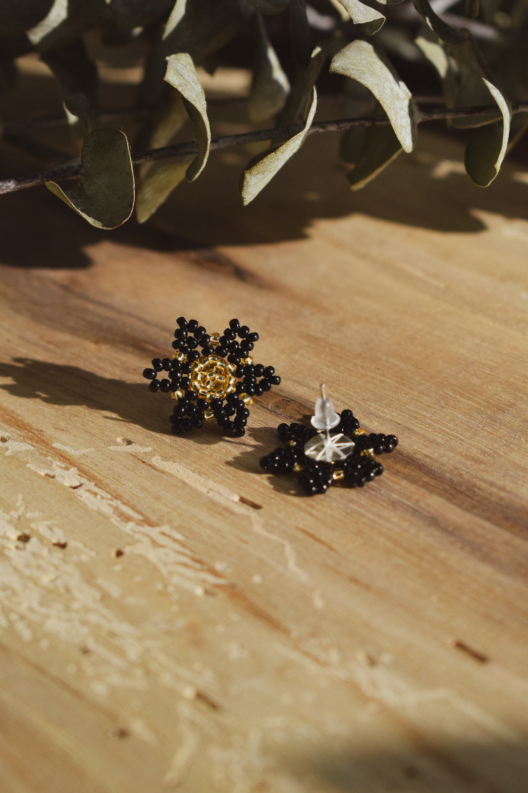 Flor Studs ✻ Embera Beaded Earrings
