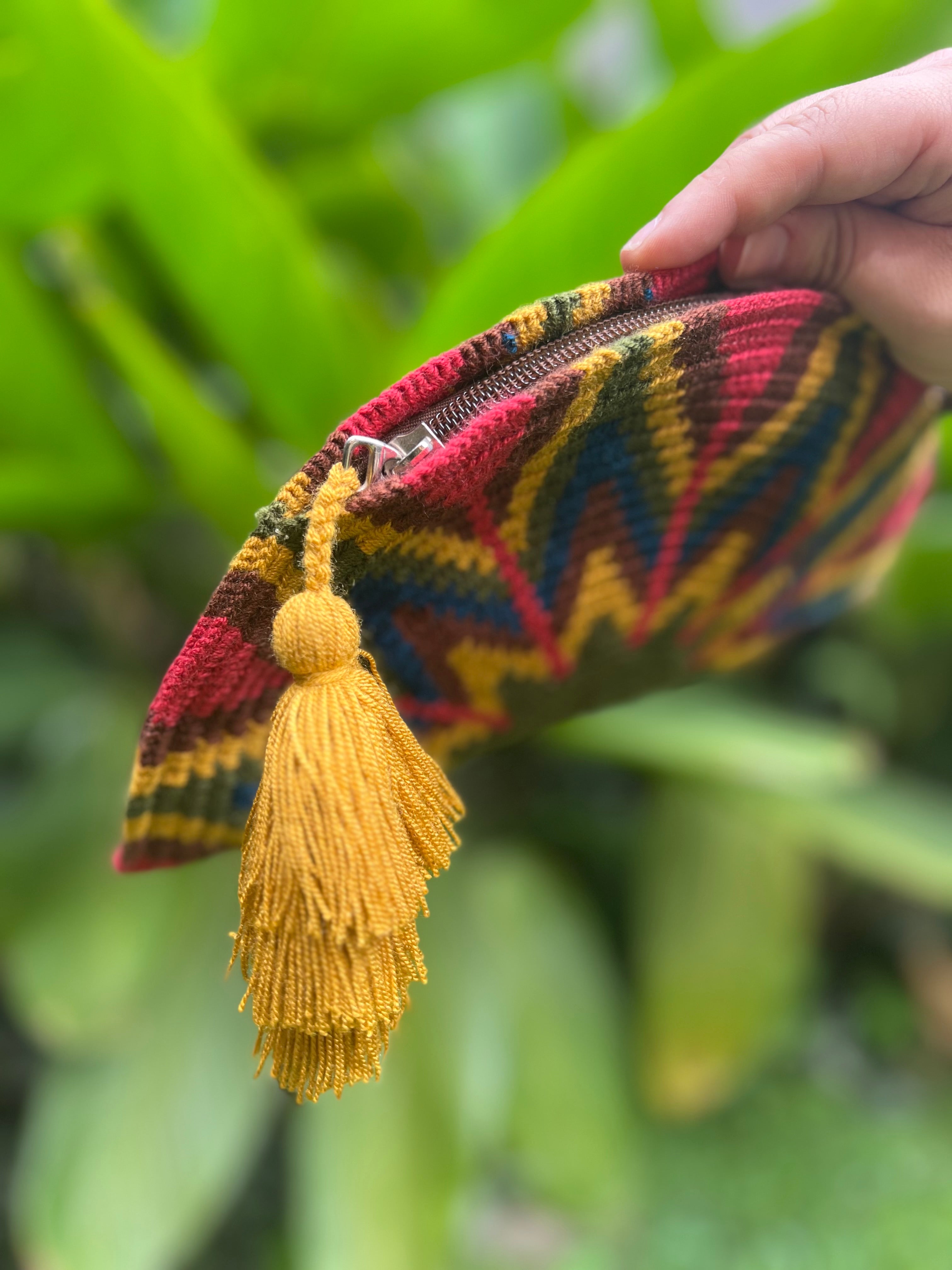 Large Empanada ✻ Wayuu Clutch