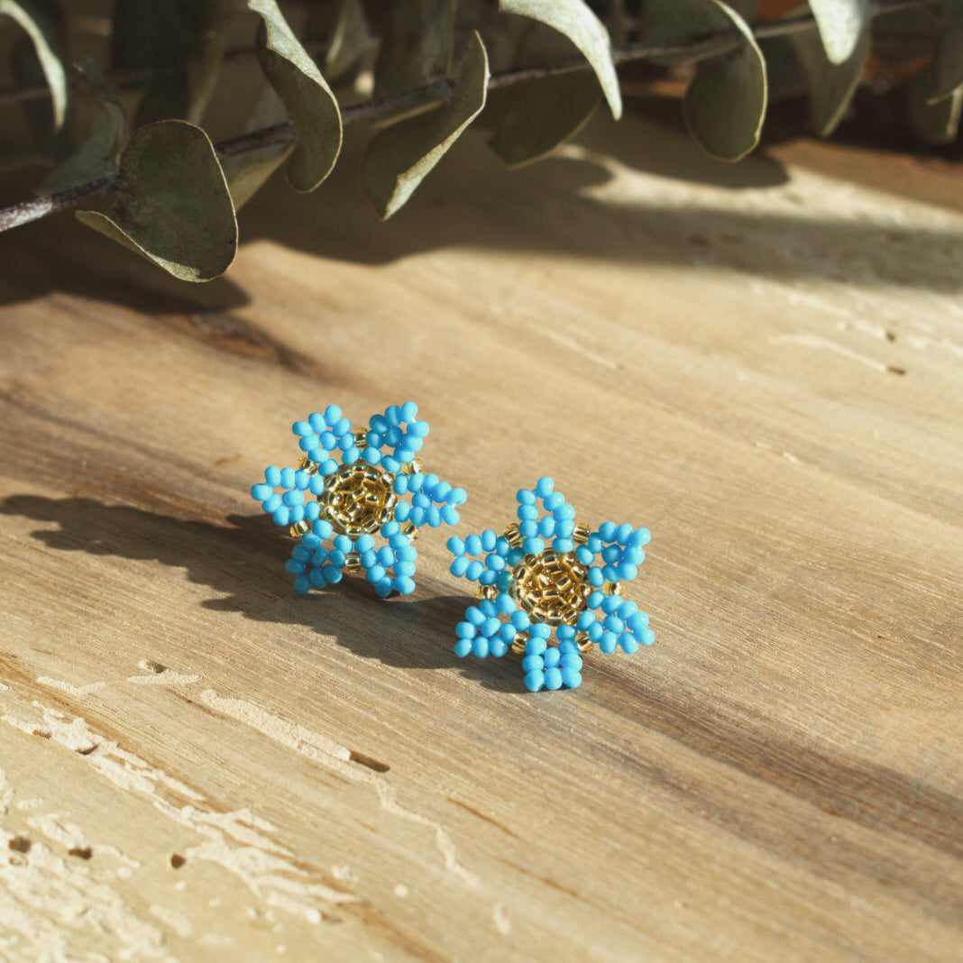 Flor Studs ✻ Embera Beaded Earrings