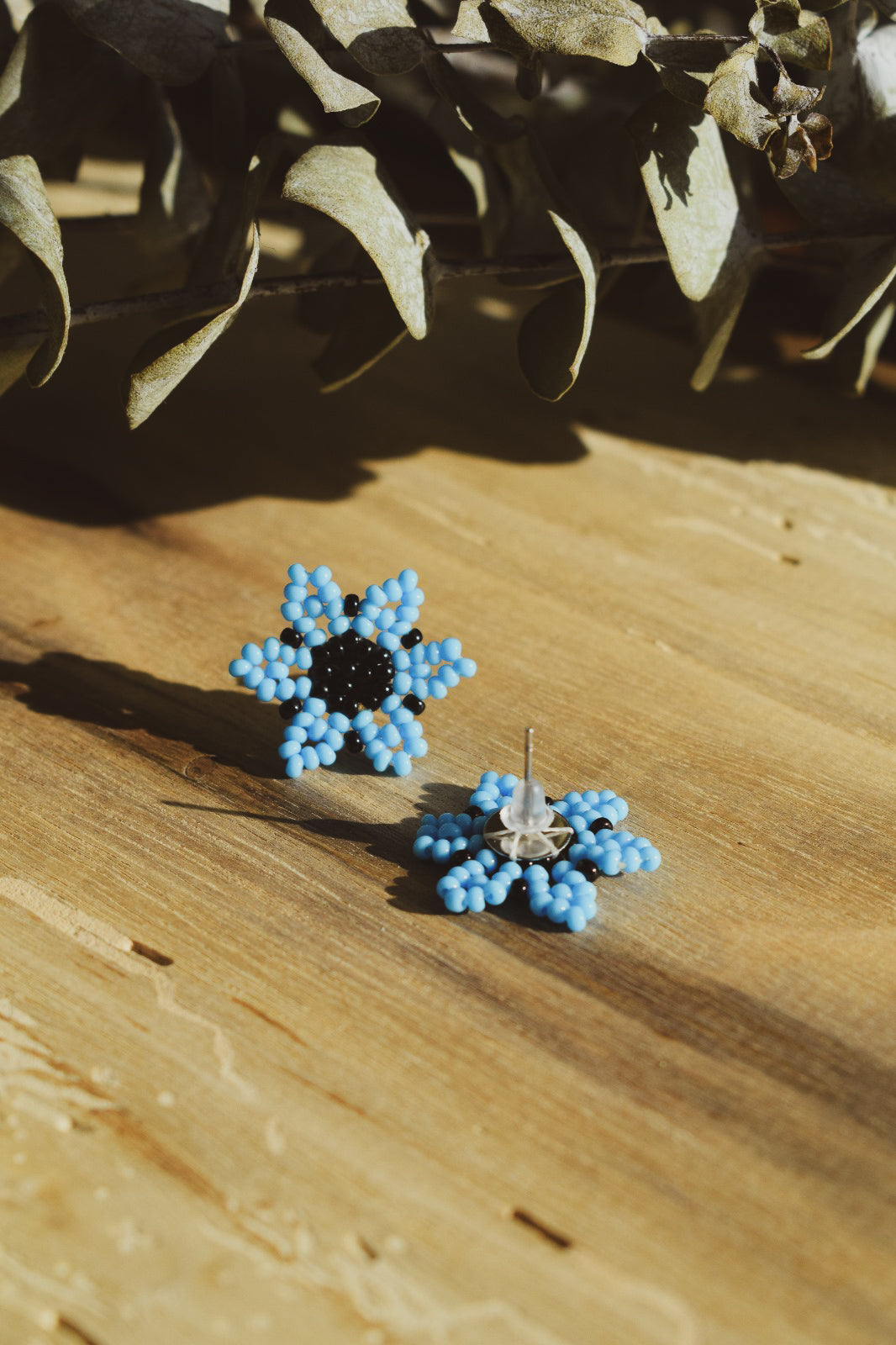 Flor Studs ✻ Embera Beaded Earrings