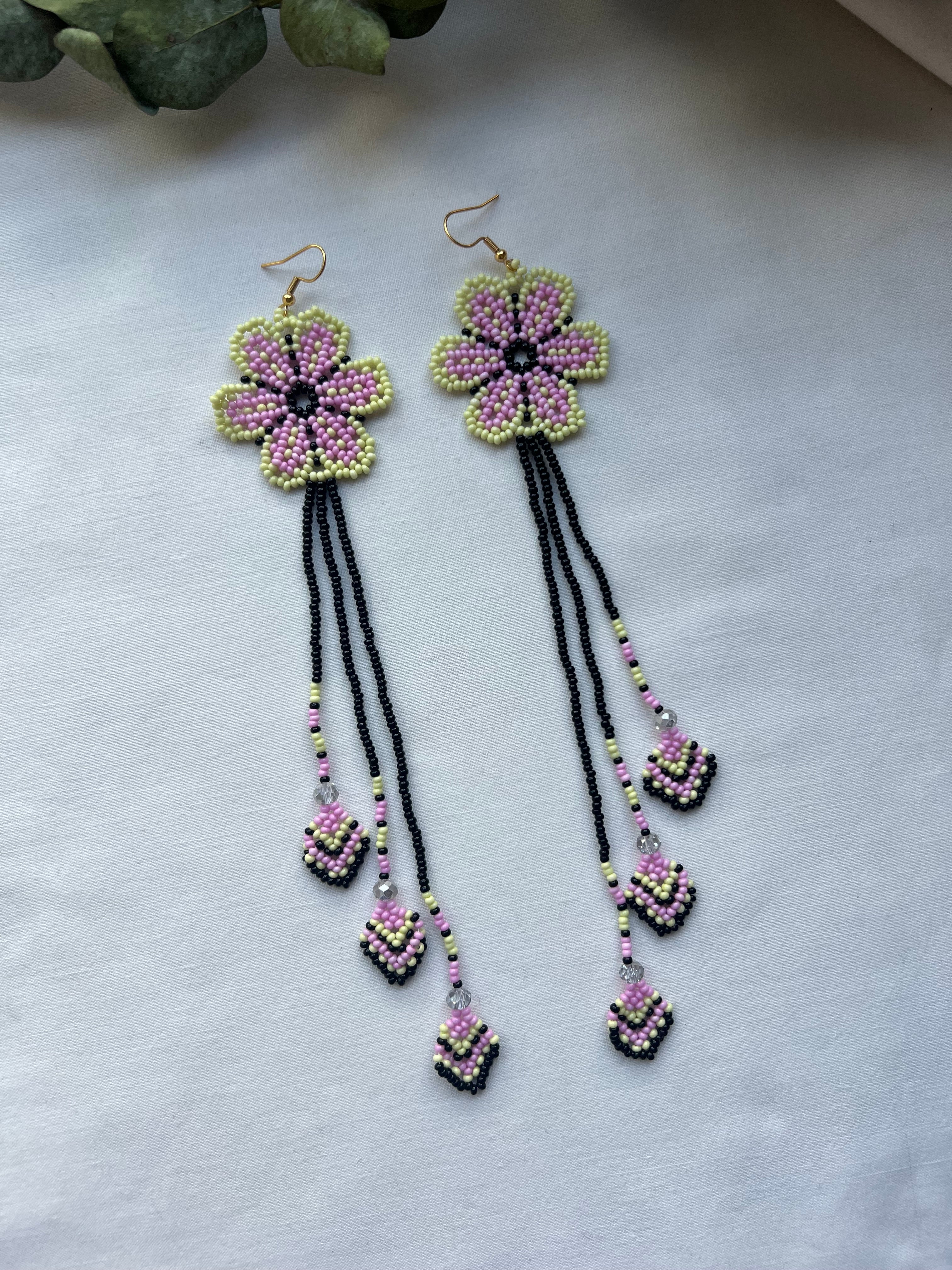 Arrow Bloom ✻ Embera Beaded Earrings