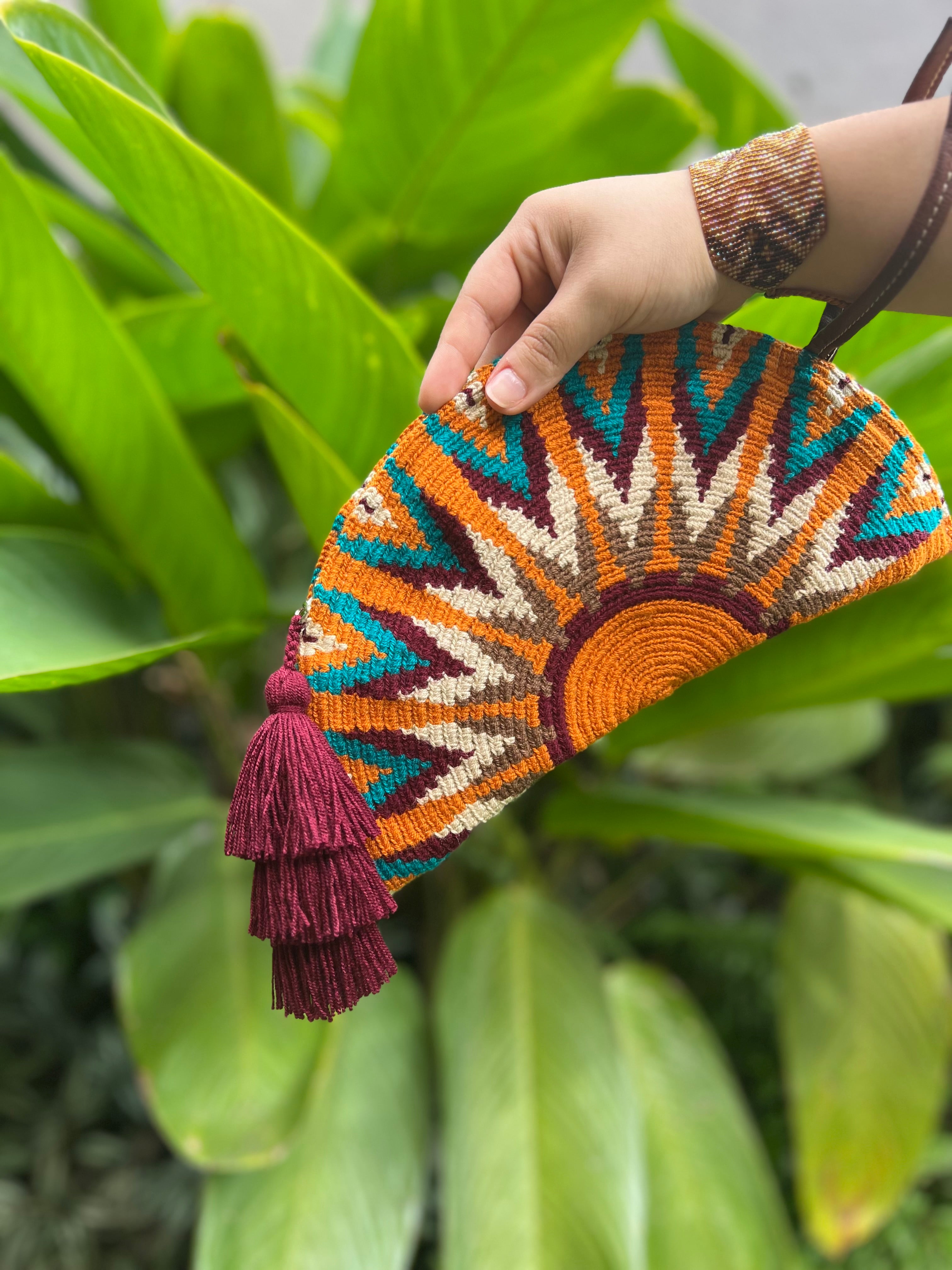 Large Empanada ✻ Wayuu Clutch