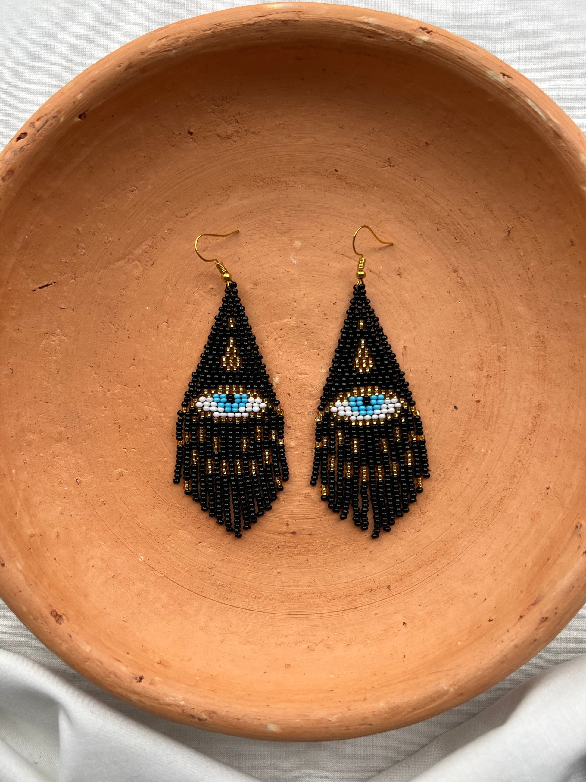 Ojos dorados✻ Misak Beaded Earrings