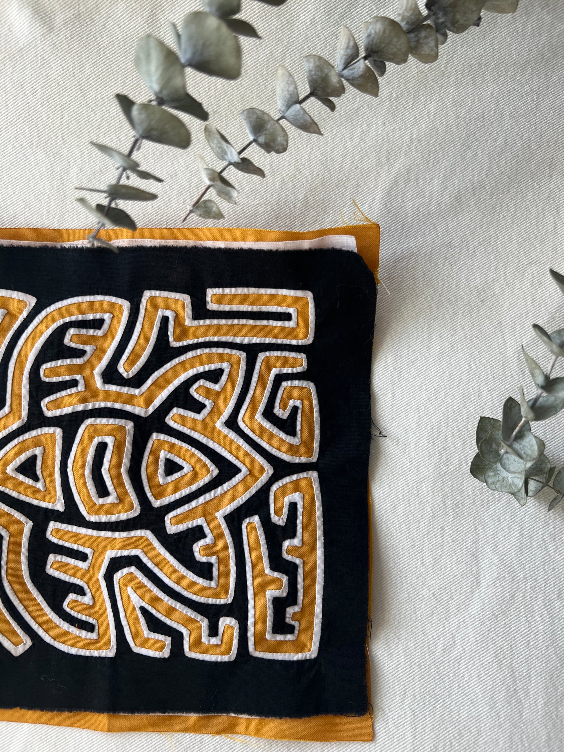 Molas ✻ Guna Fabric & Decorative Art