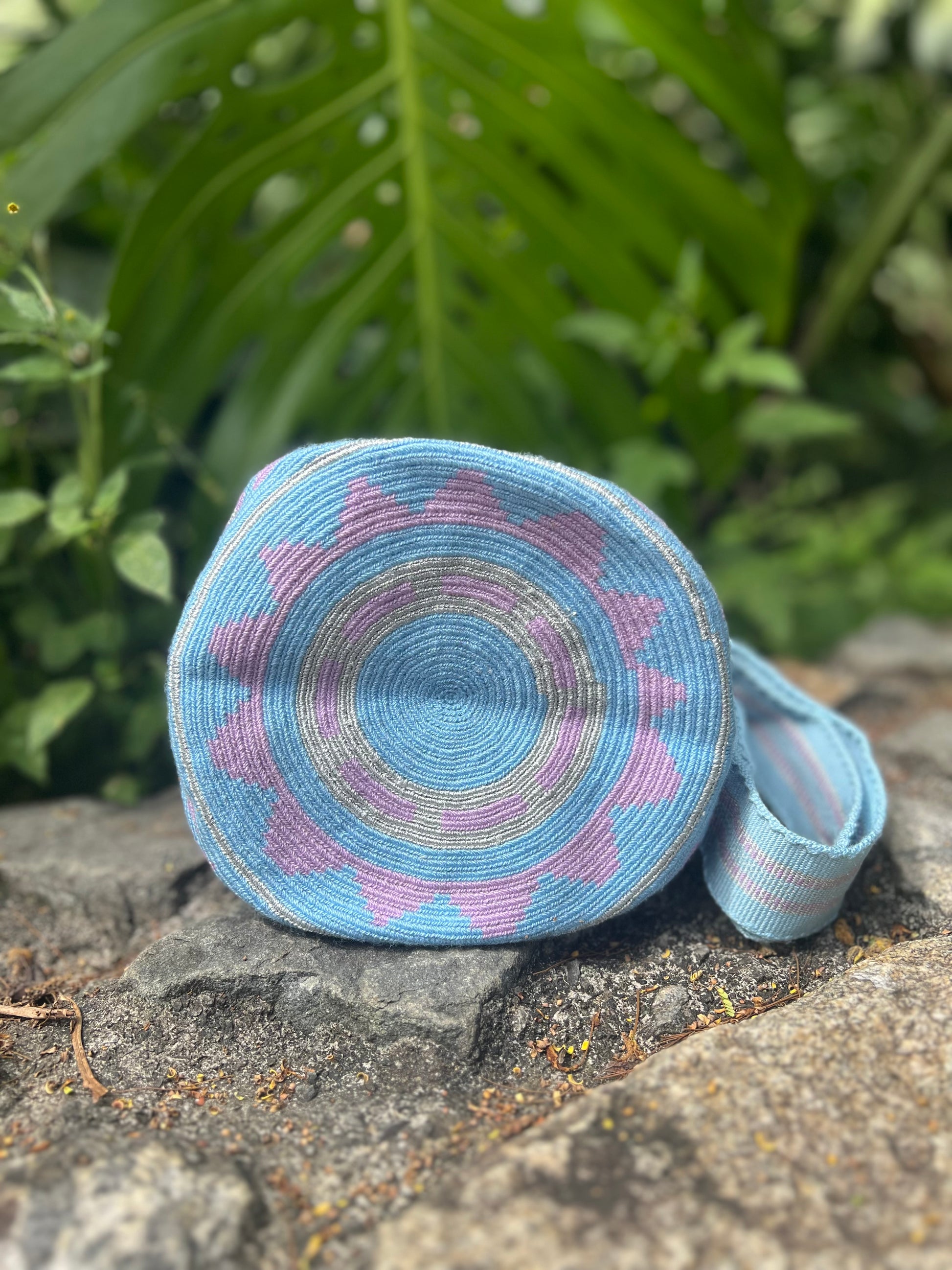 1 THREAD Twinkle ✻ Medium Wayuu Mochila