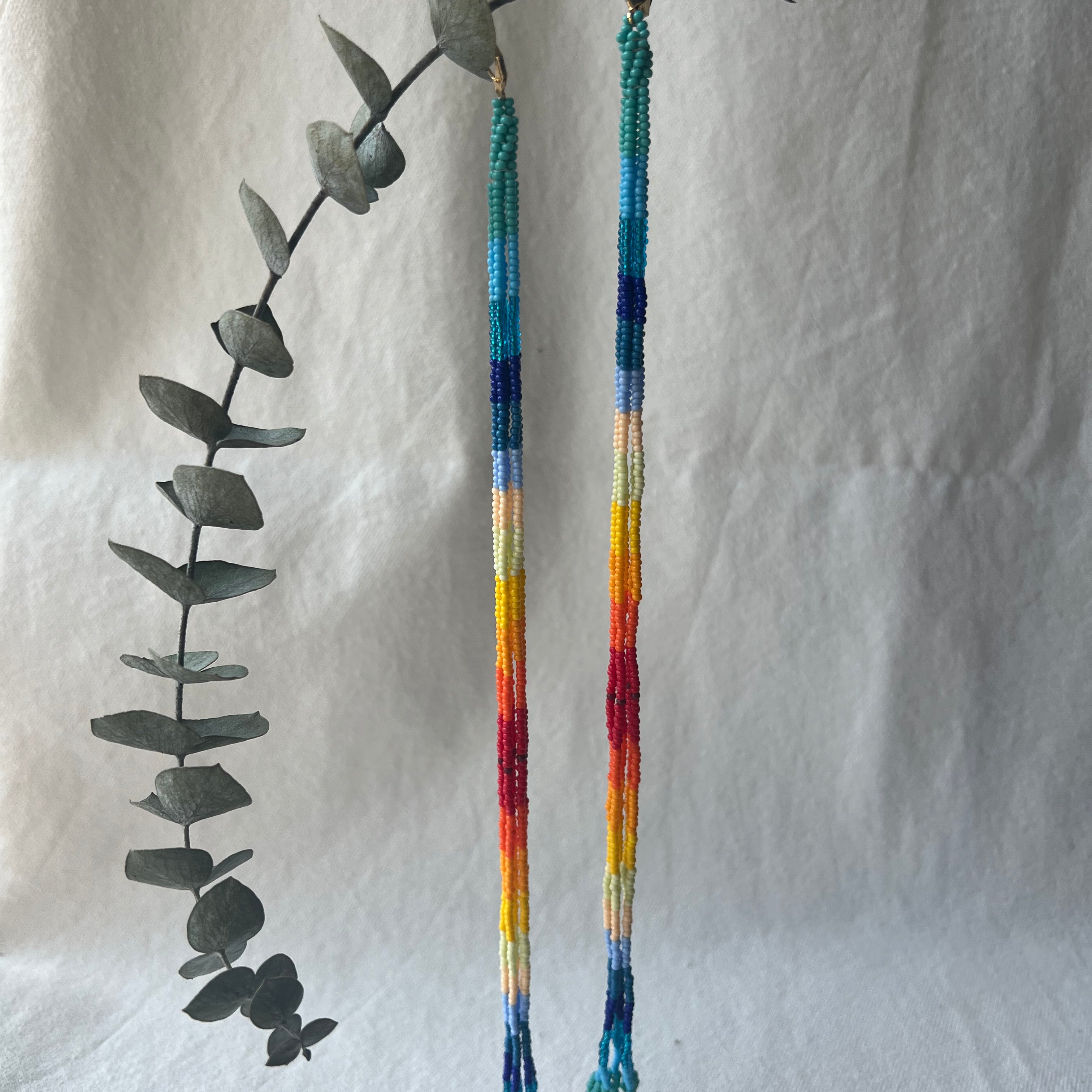 Cascadas Coloridas ✻ Embera Beaded Earrings