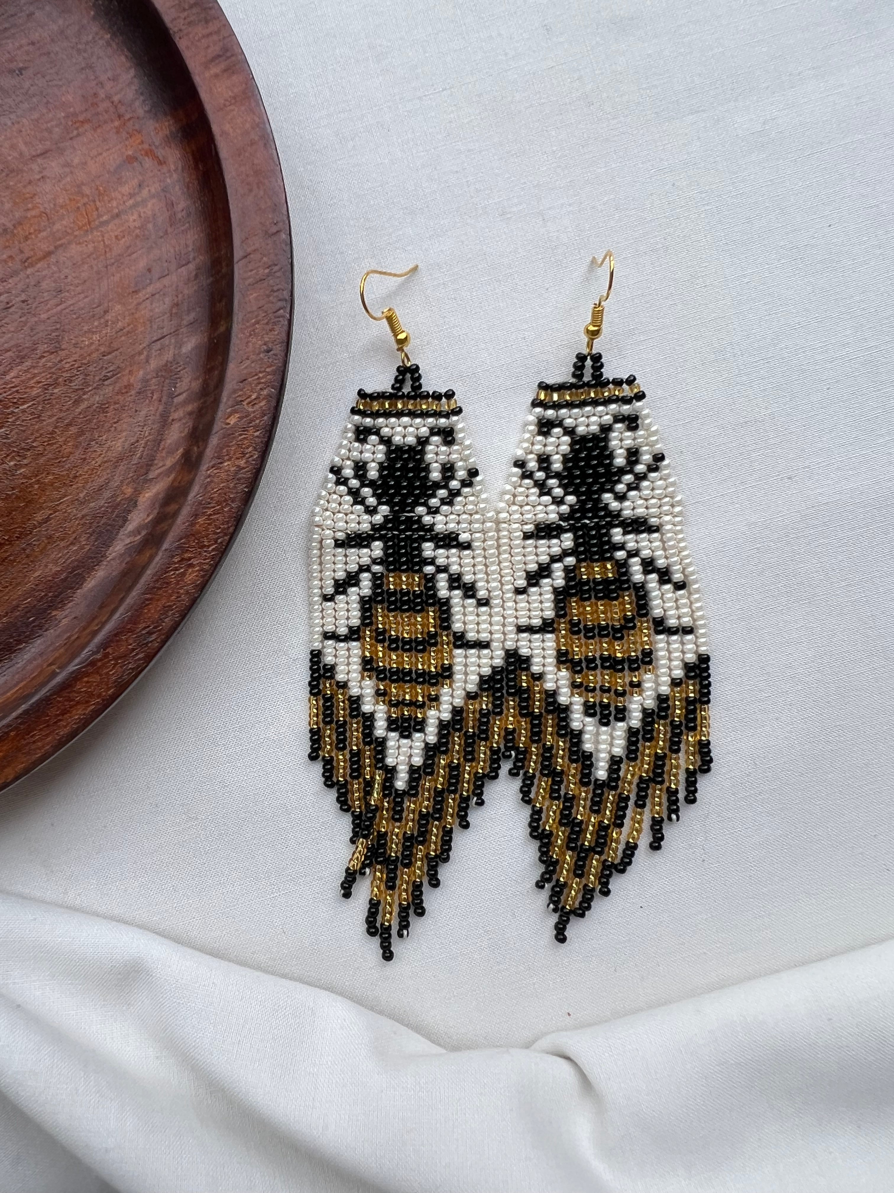 Abejita ✻ Misak Beaded Earrings