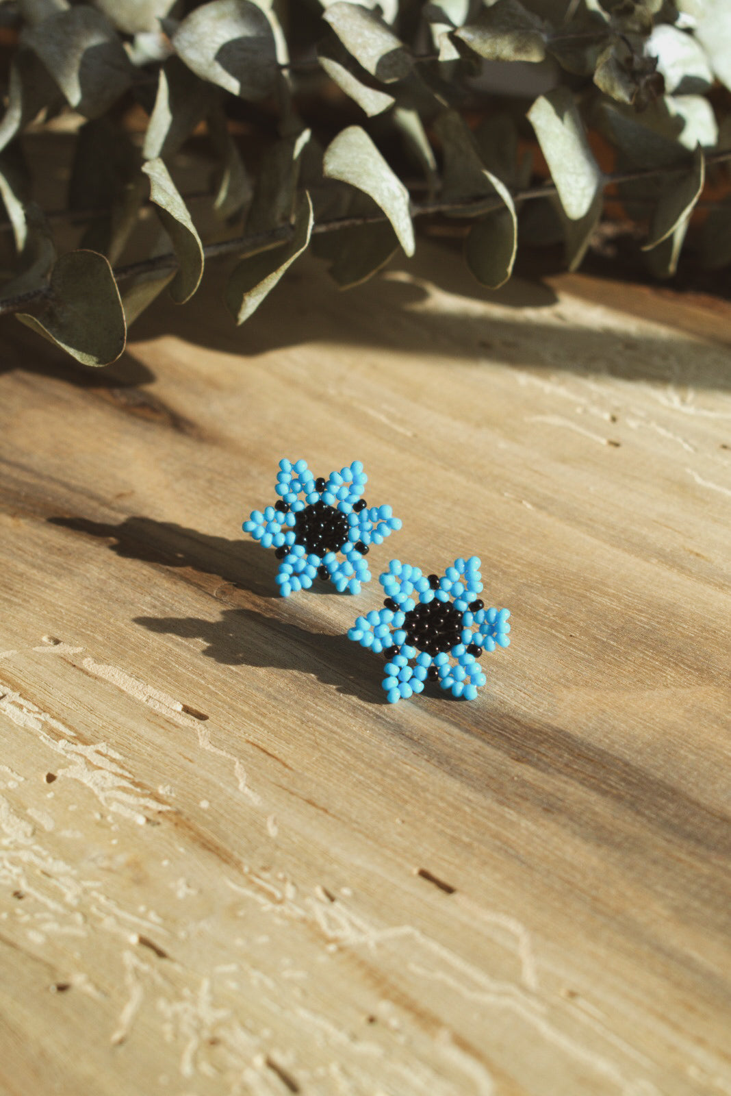 Flor Studs ✻ Embera Beaded Earrings