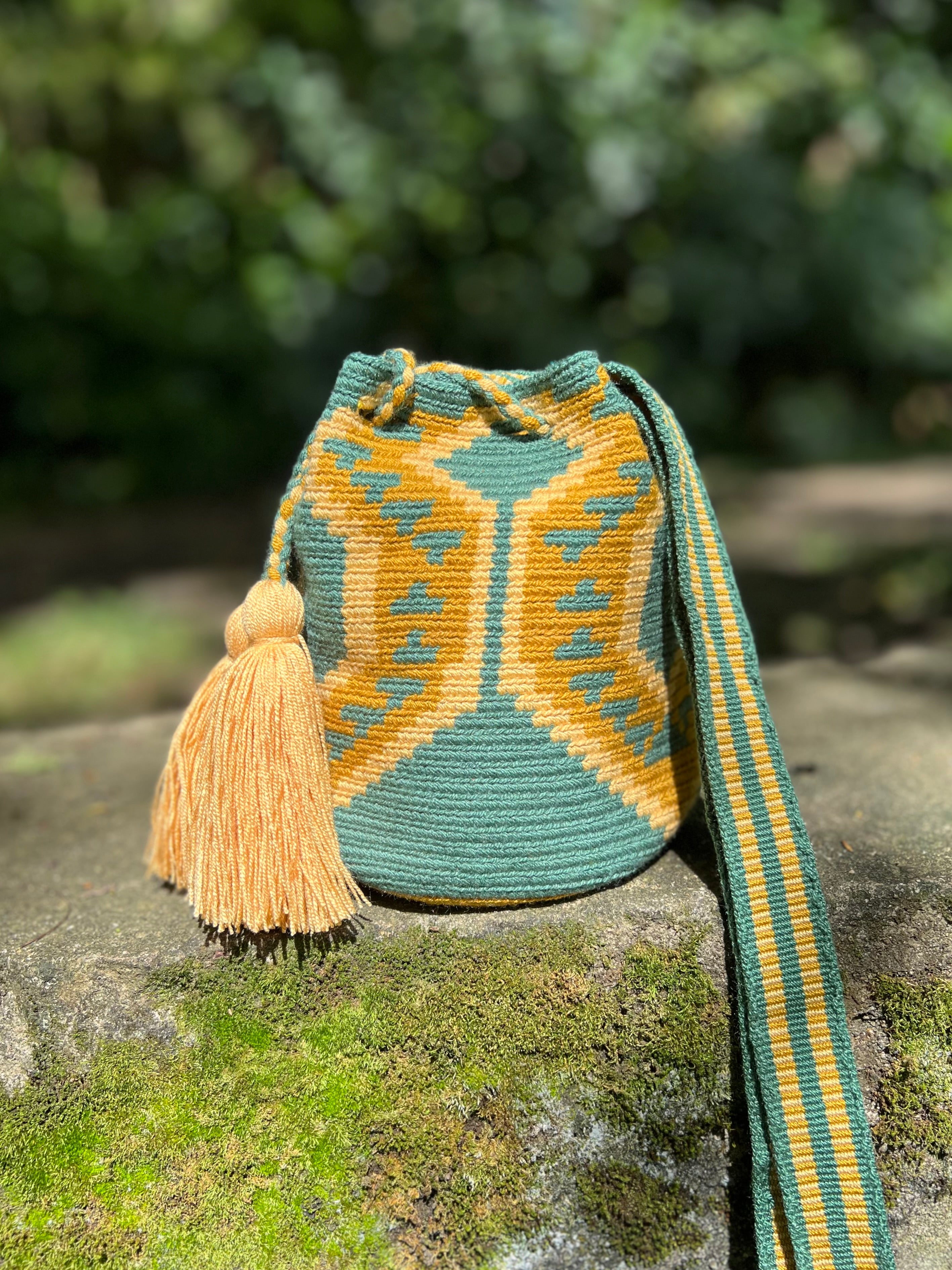 Vaquita ✻ Mini Wayuu Mochila