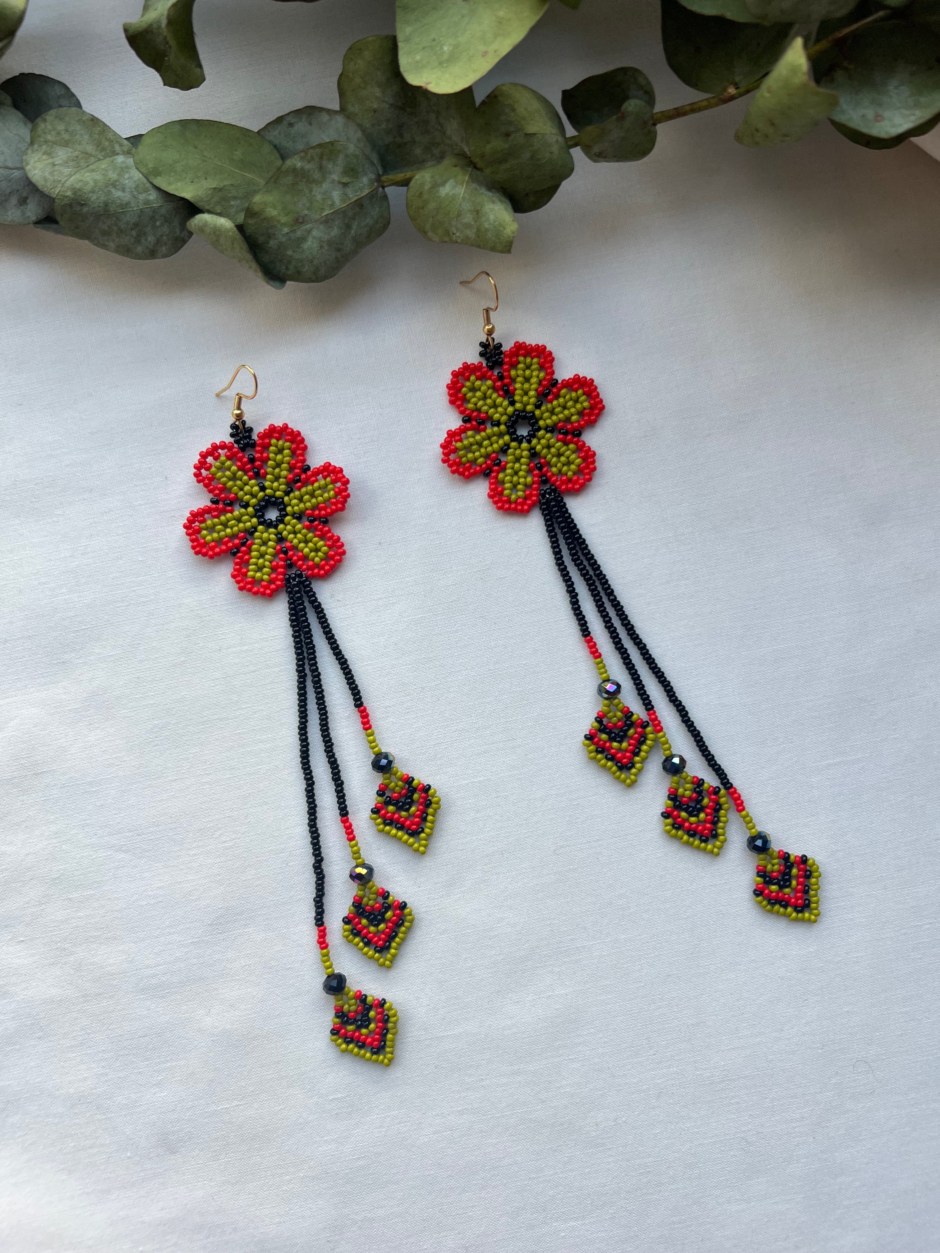 Arrow Bloom ✻ Embera Beaded Earrings