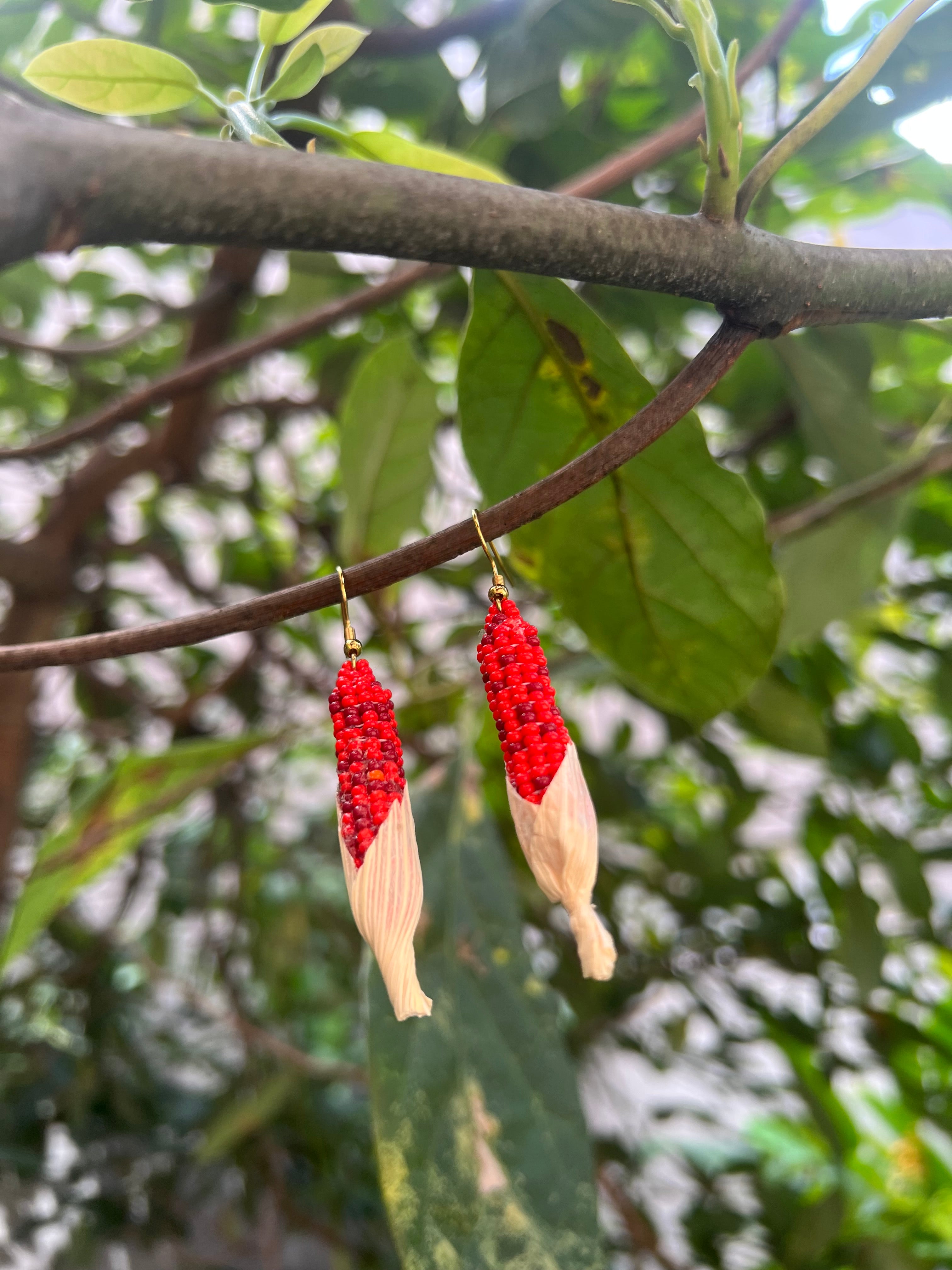 Red Corn Husk ✻ Misak Beaded Earrings