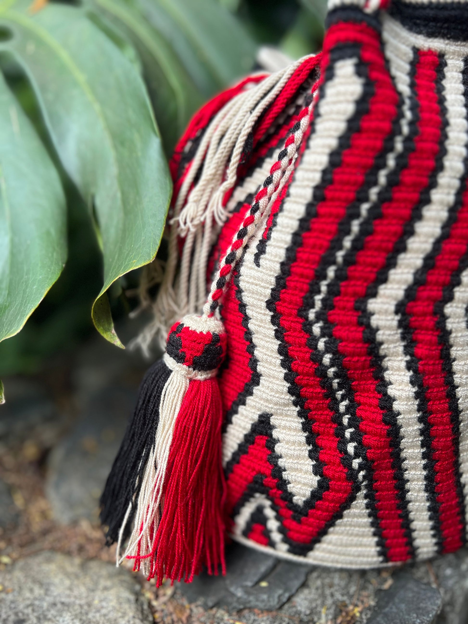 Kalepsü Red ✻ Large Wayuu Mochila