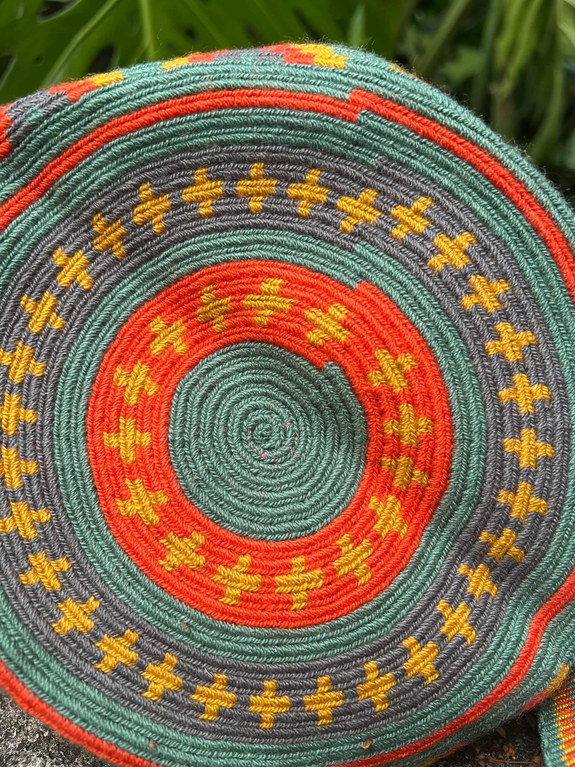 1 THREAD Desierto ✻ Medium Wayuu Mochila