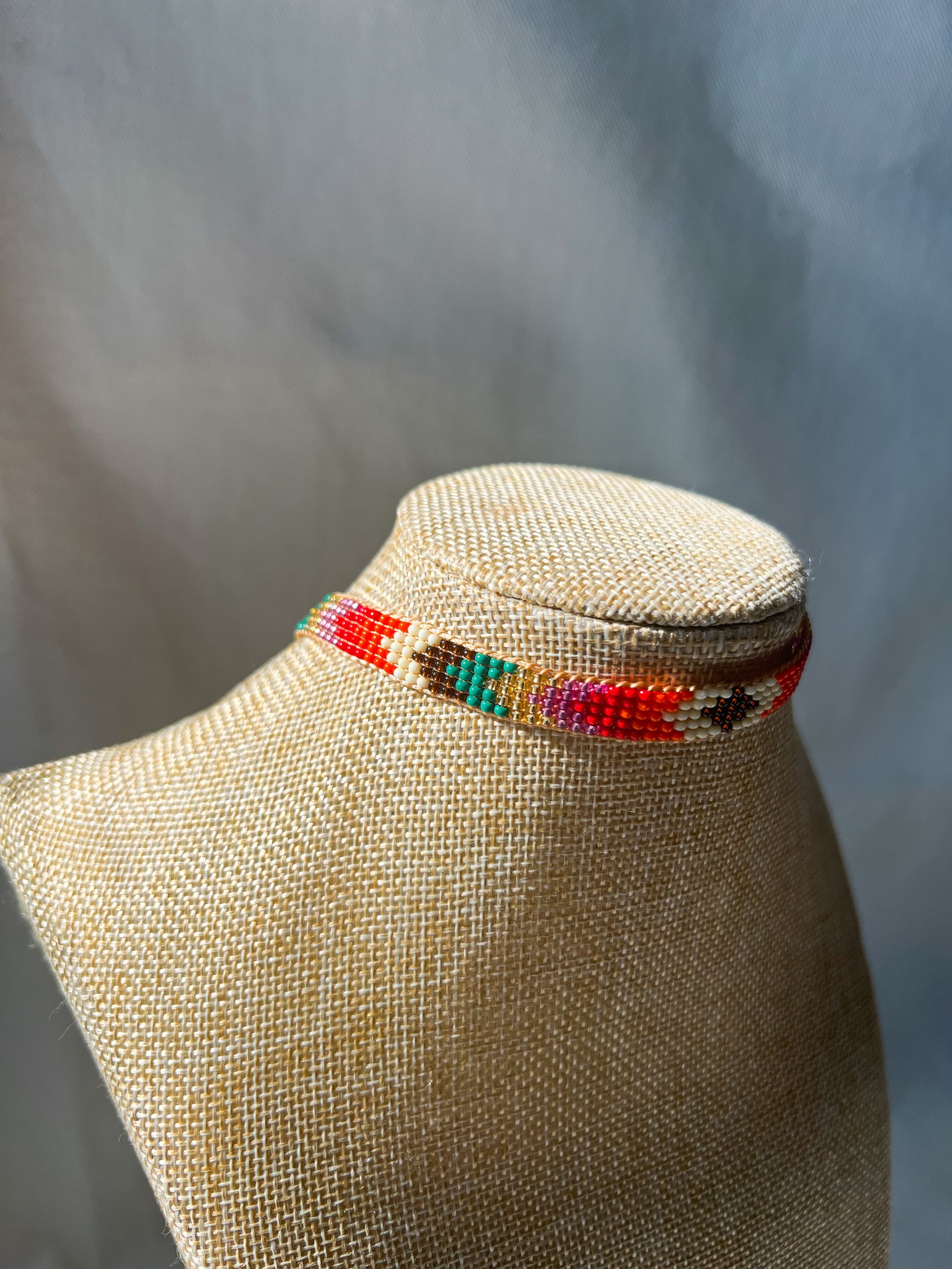 Arco ✻ Inga Choker Style Necklace