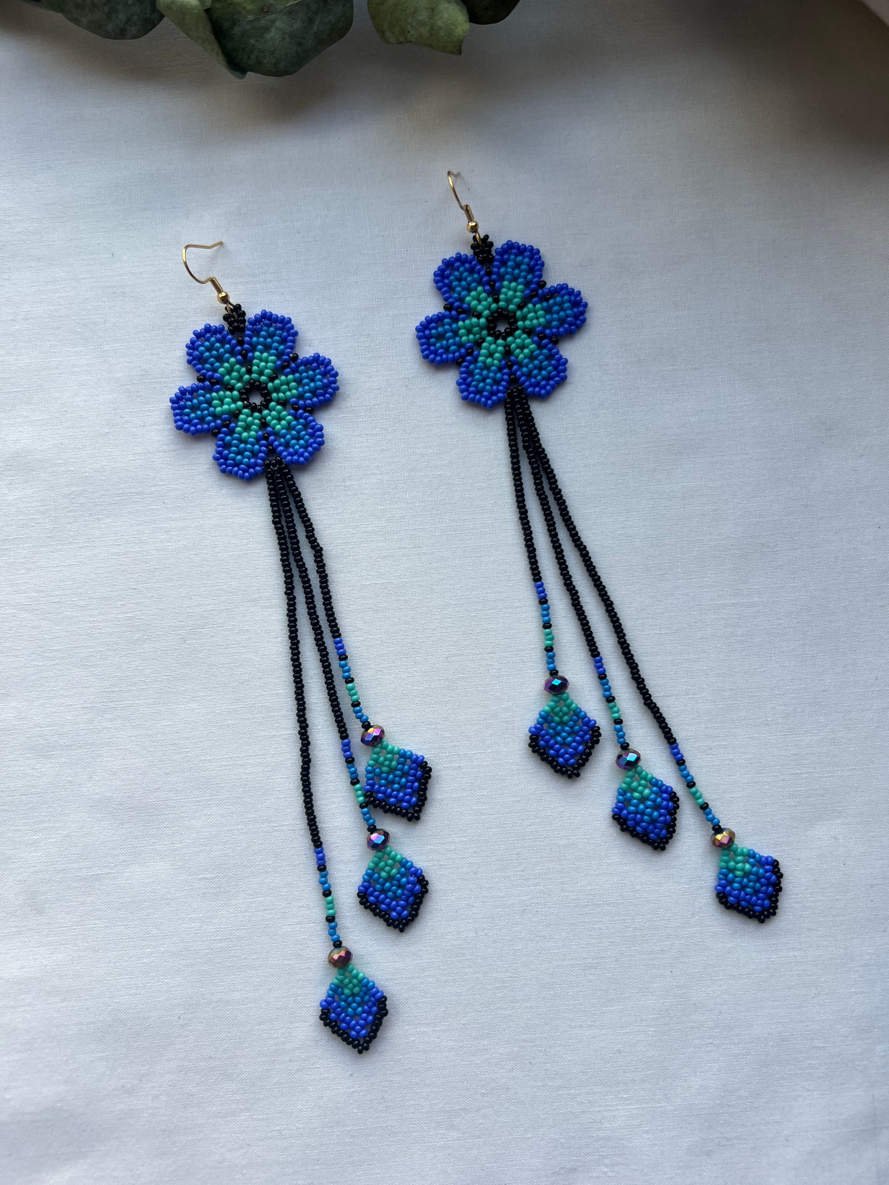 Arrow Bloom ✻ Embera Beaded Earrings