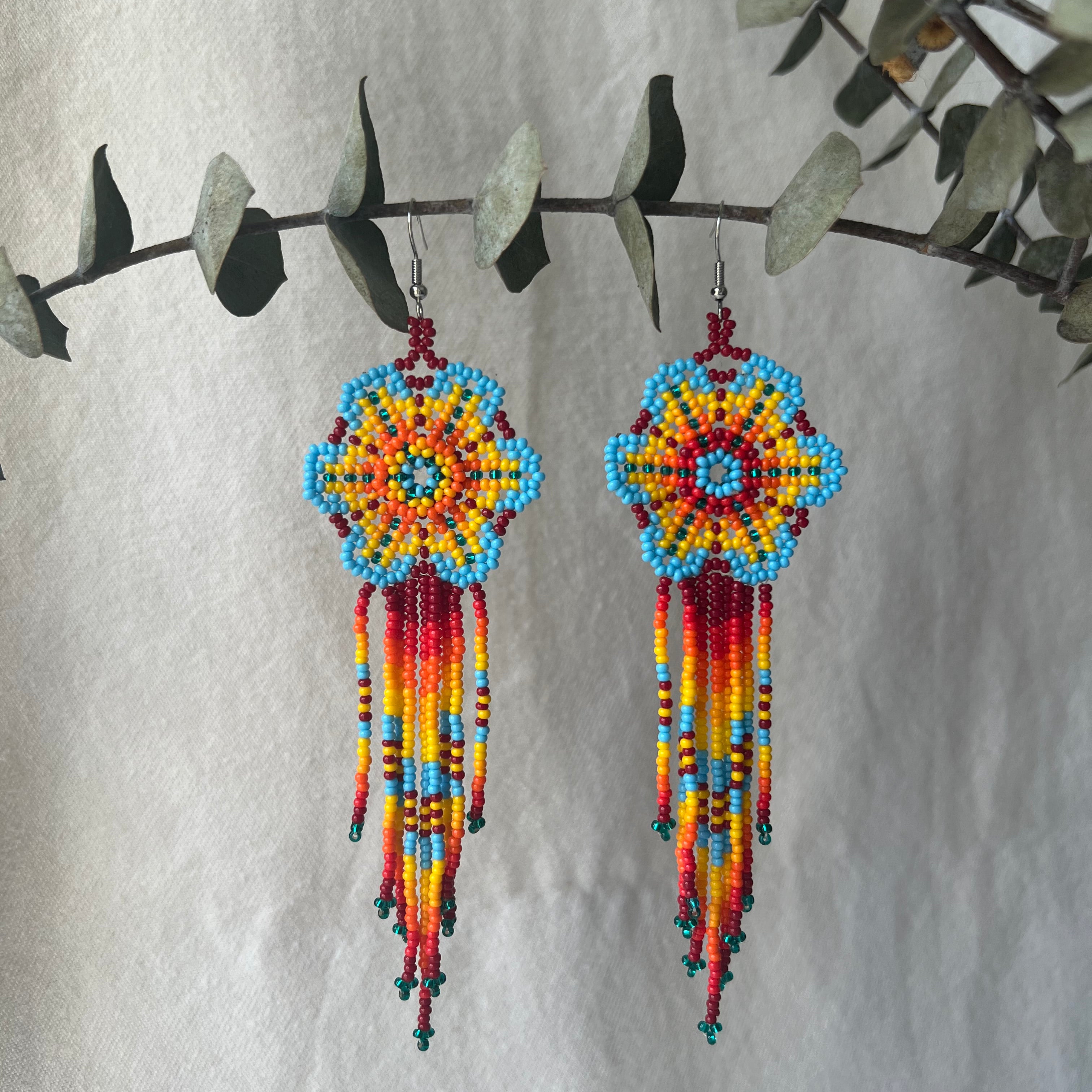 Flor · Embera Beaded Earrings