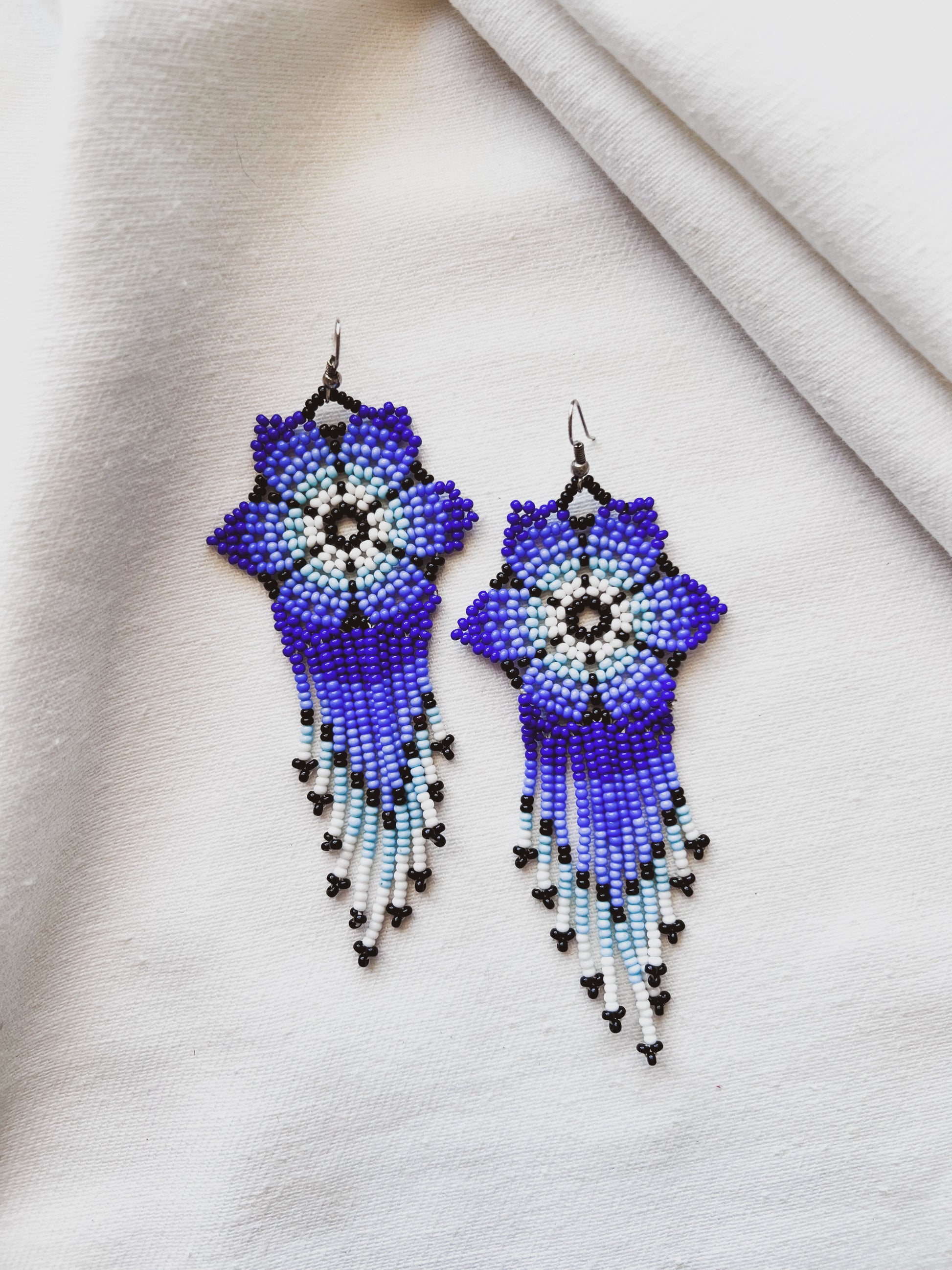 Flore ✻ Embera Beaded Earrings