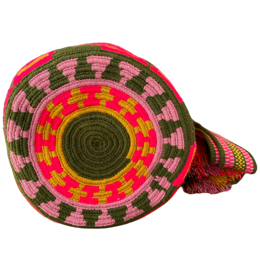 Olive ✻ Medium Wayuu Mochila